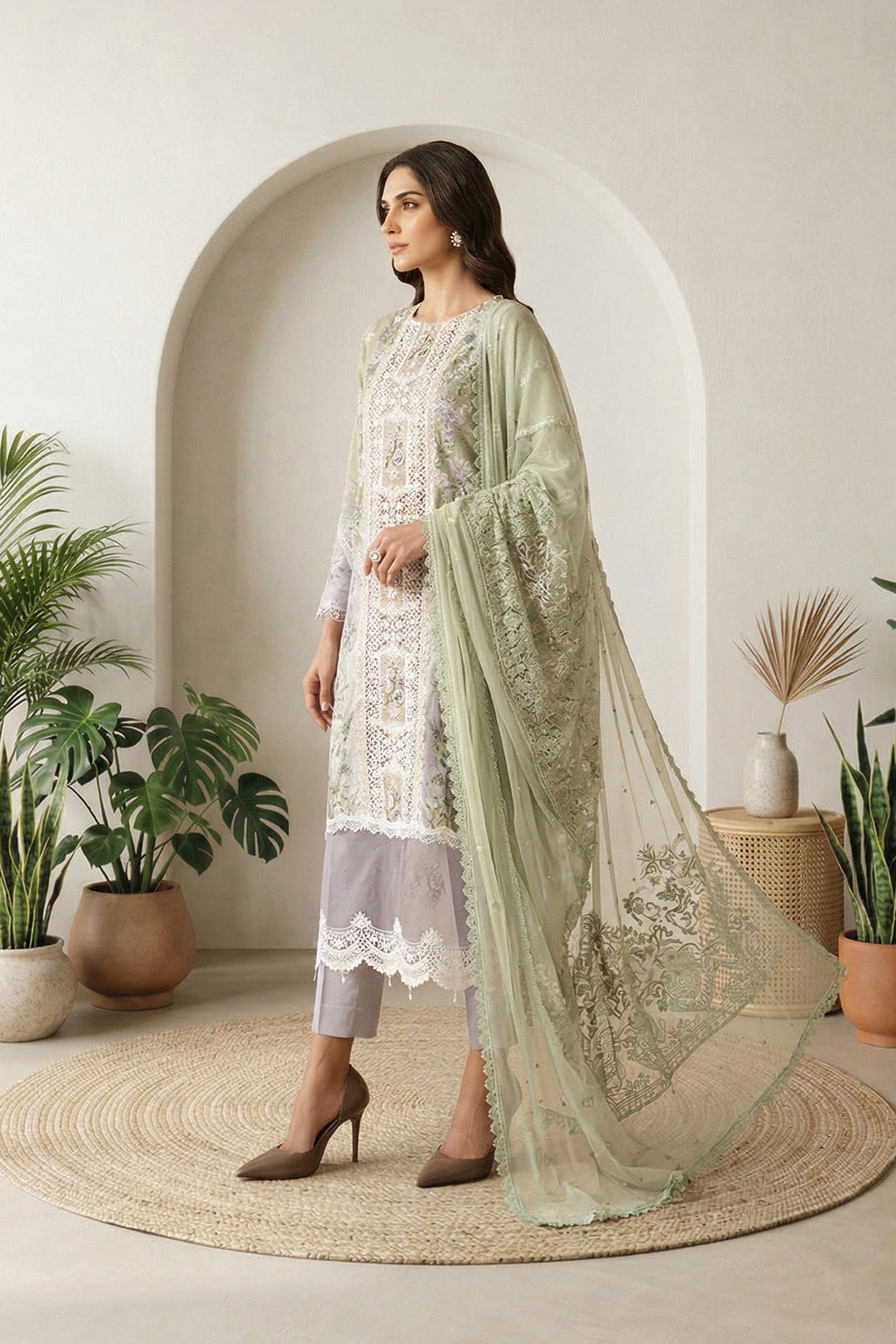3 Piece Embroidered Lawn Suit