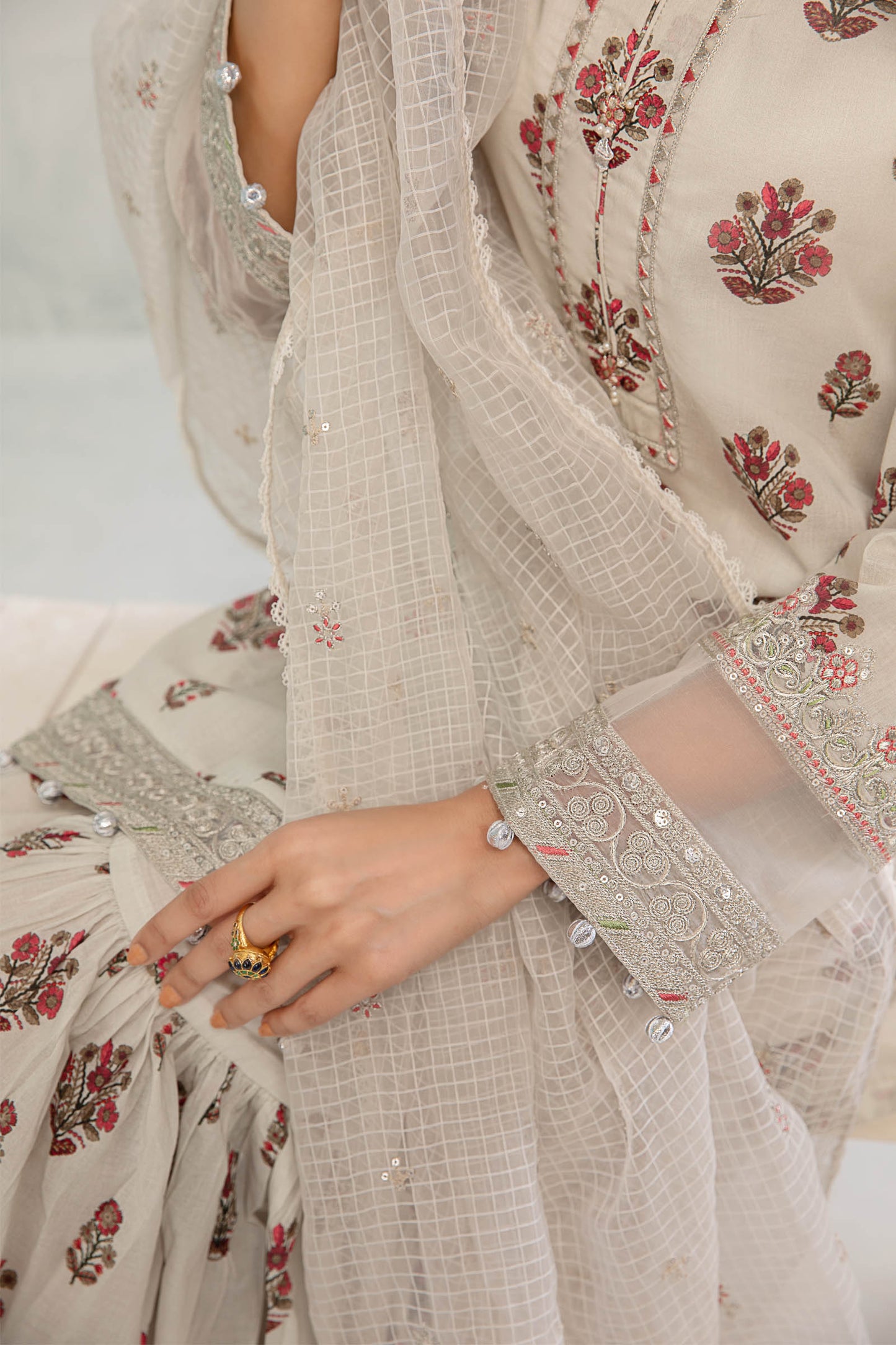 3 Piece Embroidered Lawn Suit