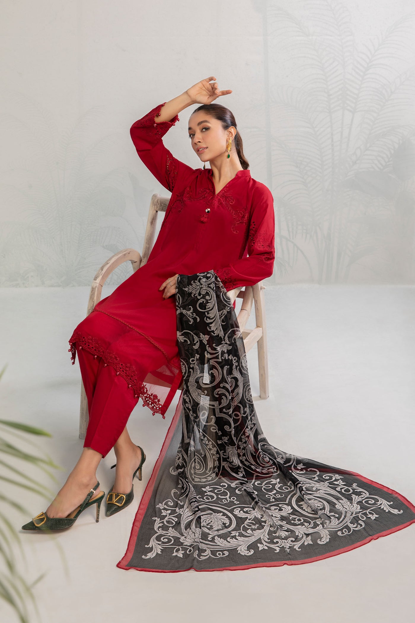 3 Piece Embroidered Lawn Suit