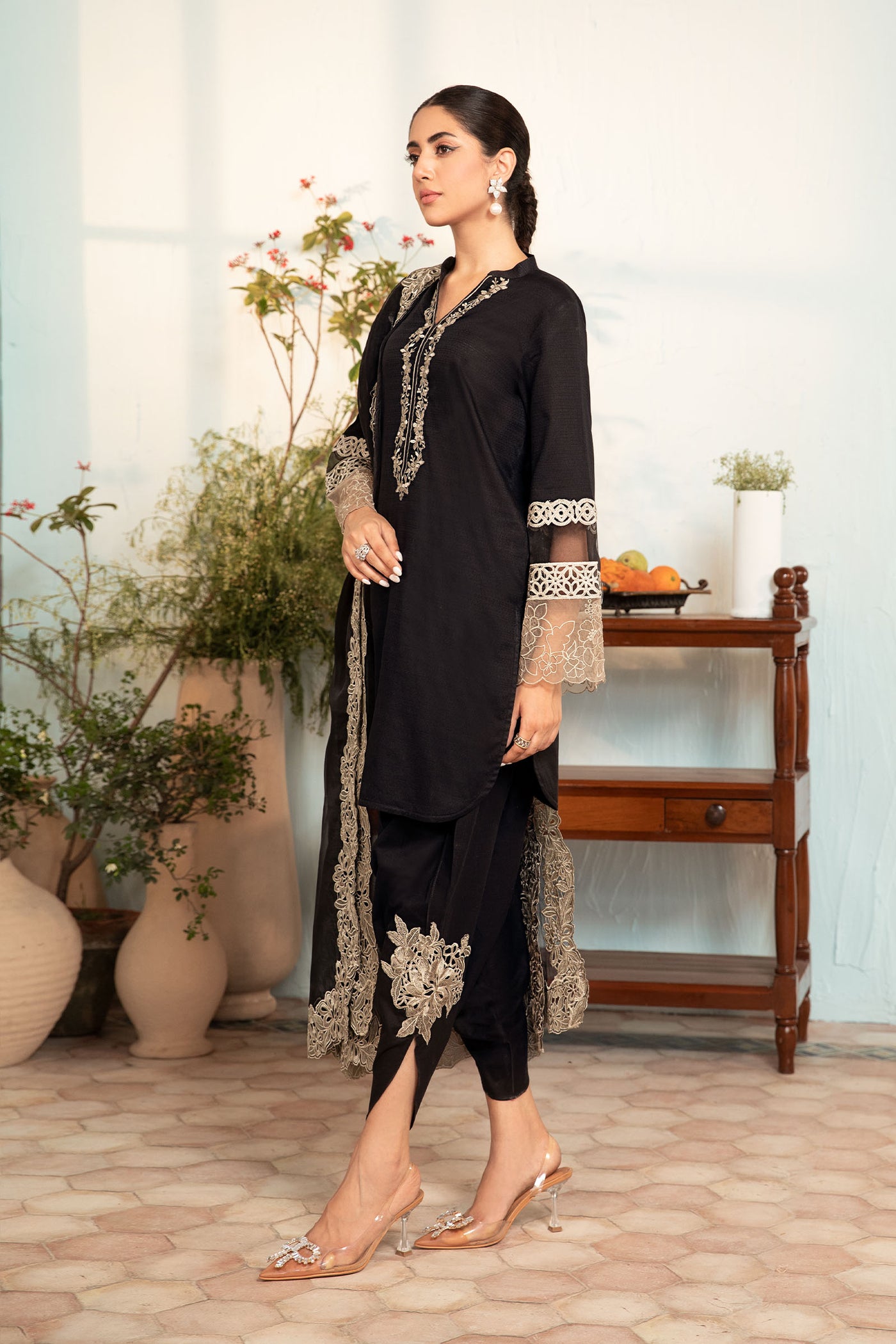 3 Piece Embroidered Lawn Suit