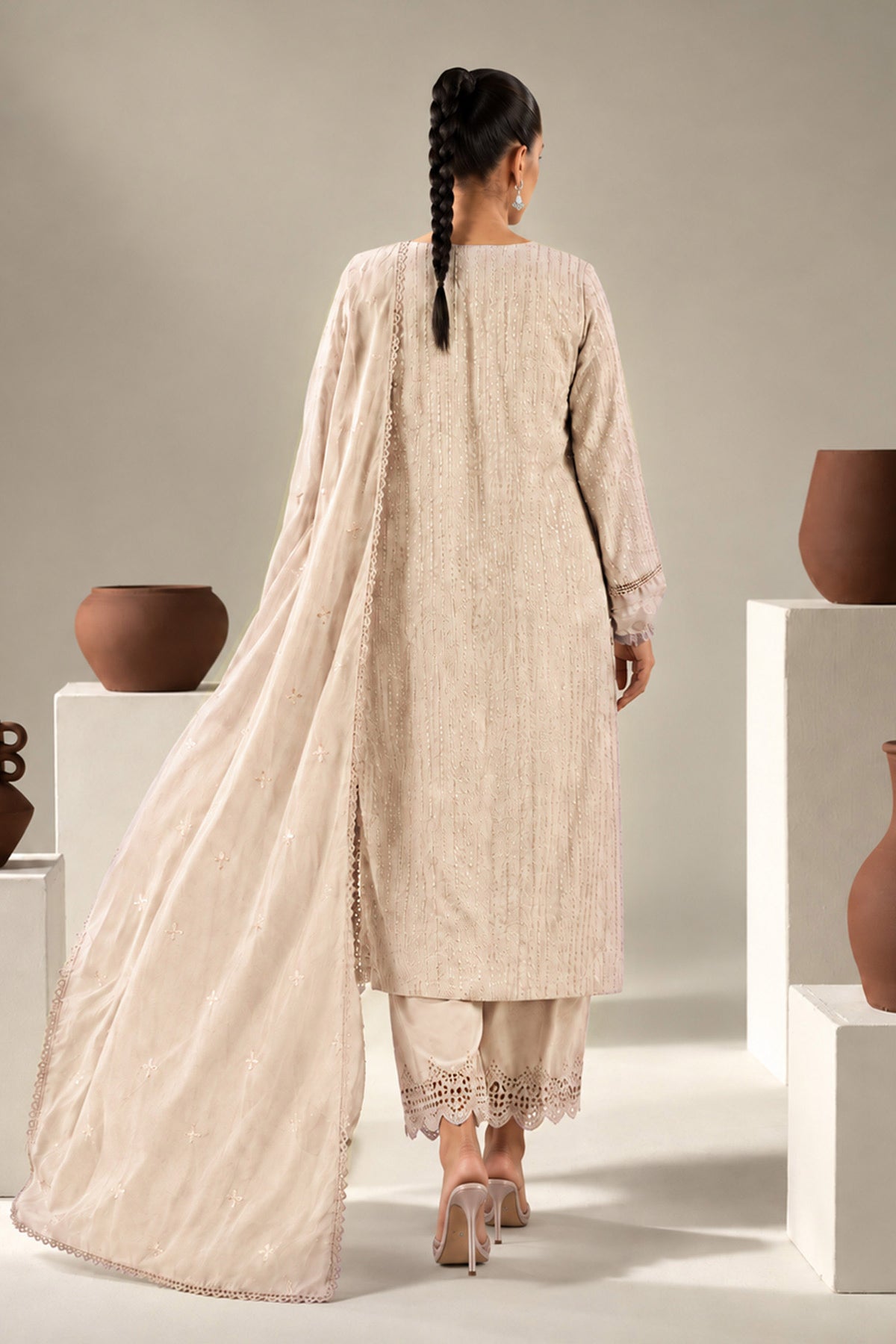 3 Piece Embroidered Lawn Suit