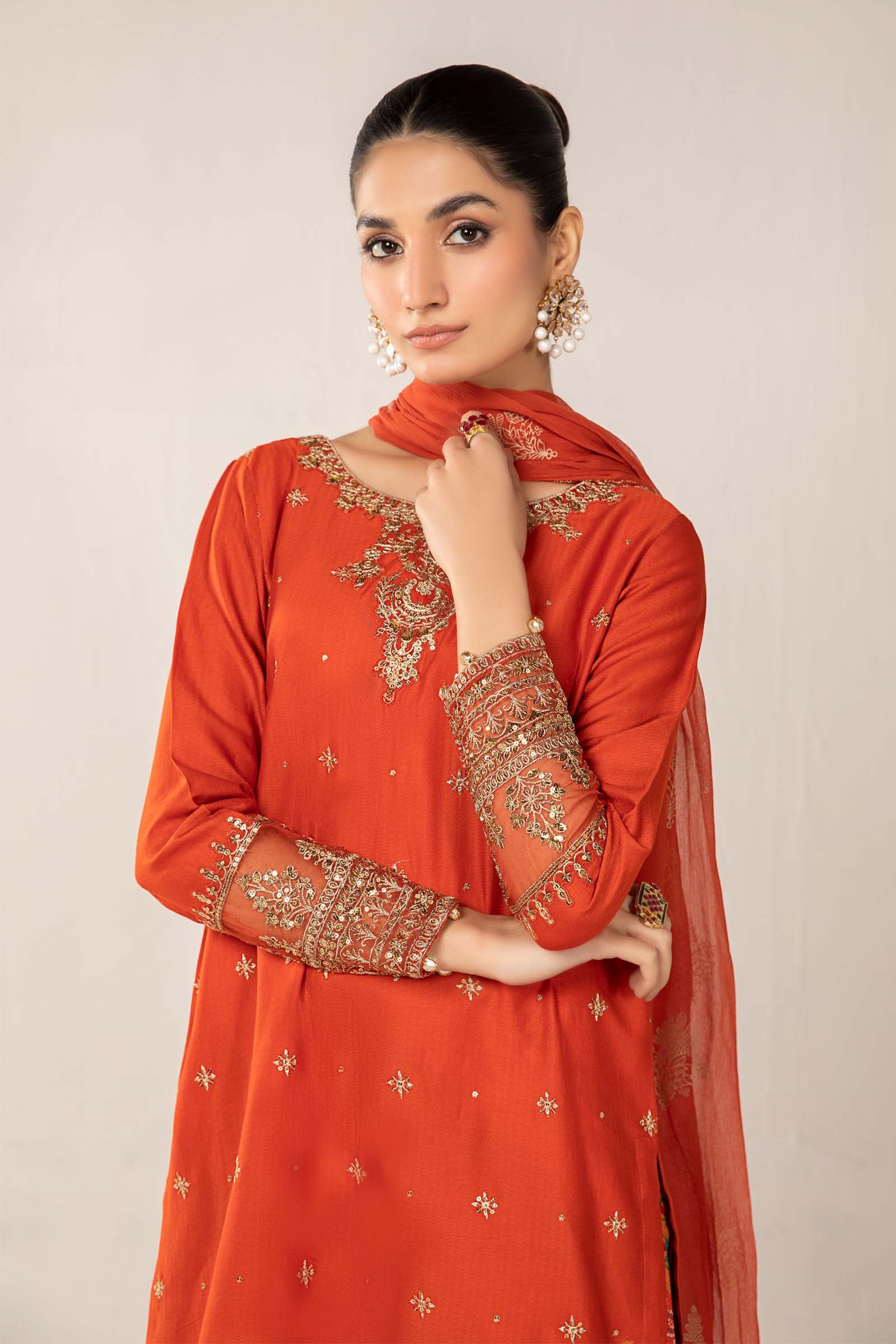 3 Piece Embroidered Lawn Suit