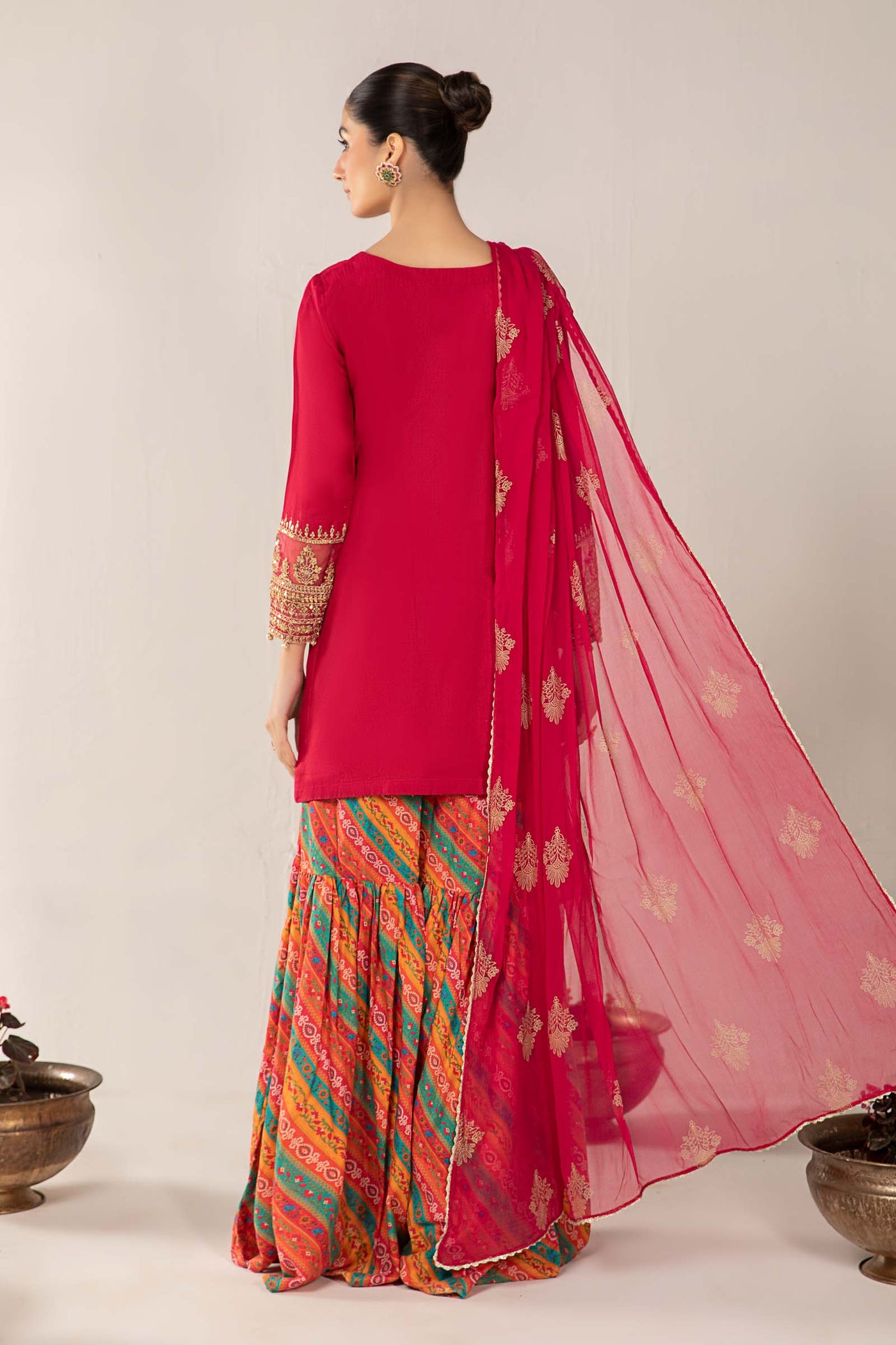 3 PIECE EMBROIDERED LAWN SUIT | DW-EF24-119