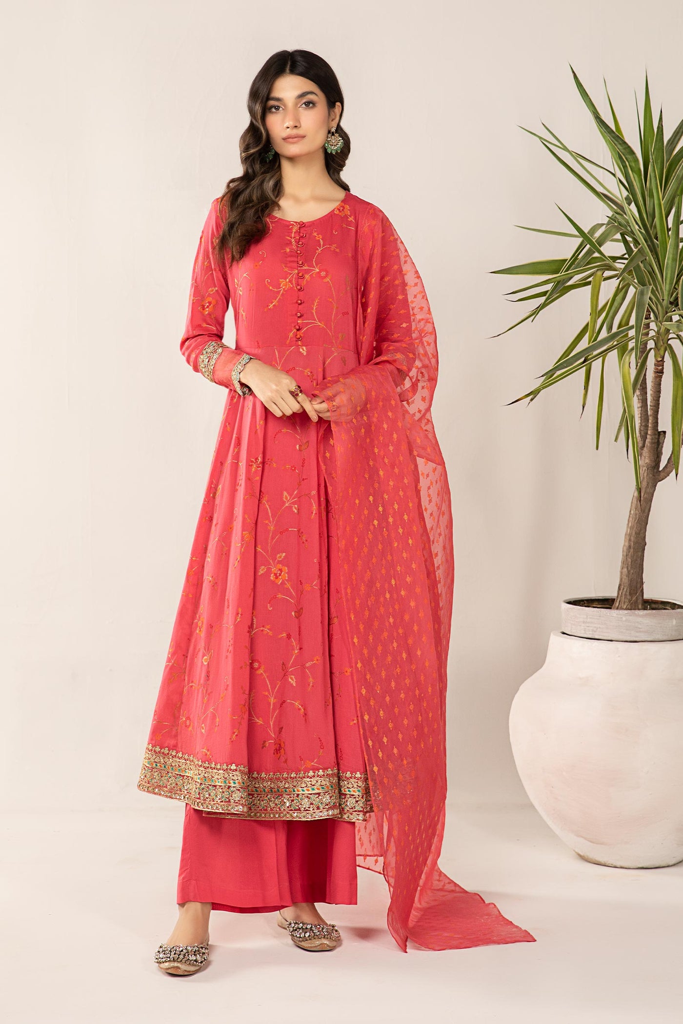 3 Piece Embroidered Jacquard Broshia Suit