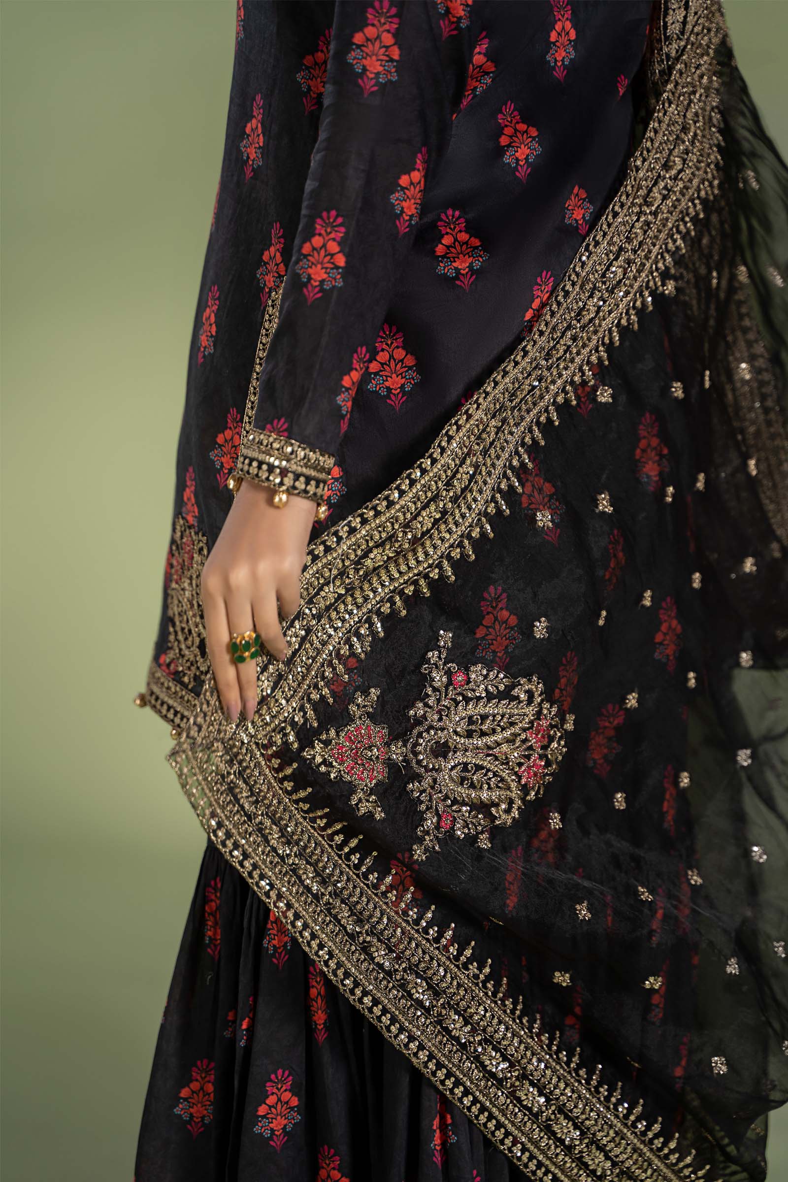 3 Piece Embroidered Lawn Suit