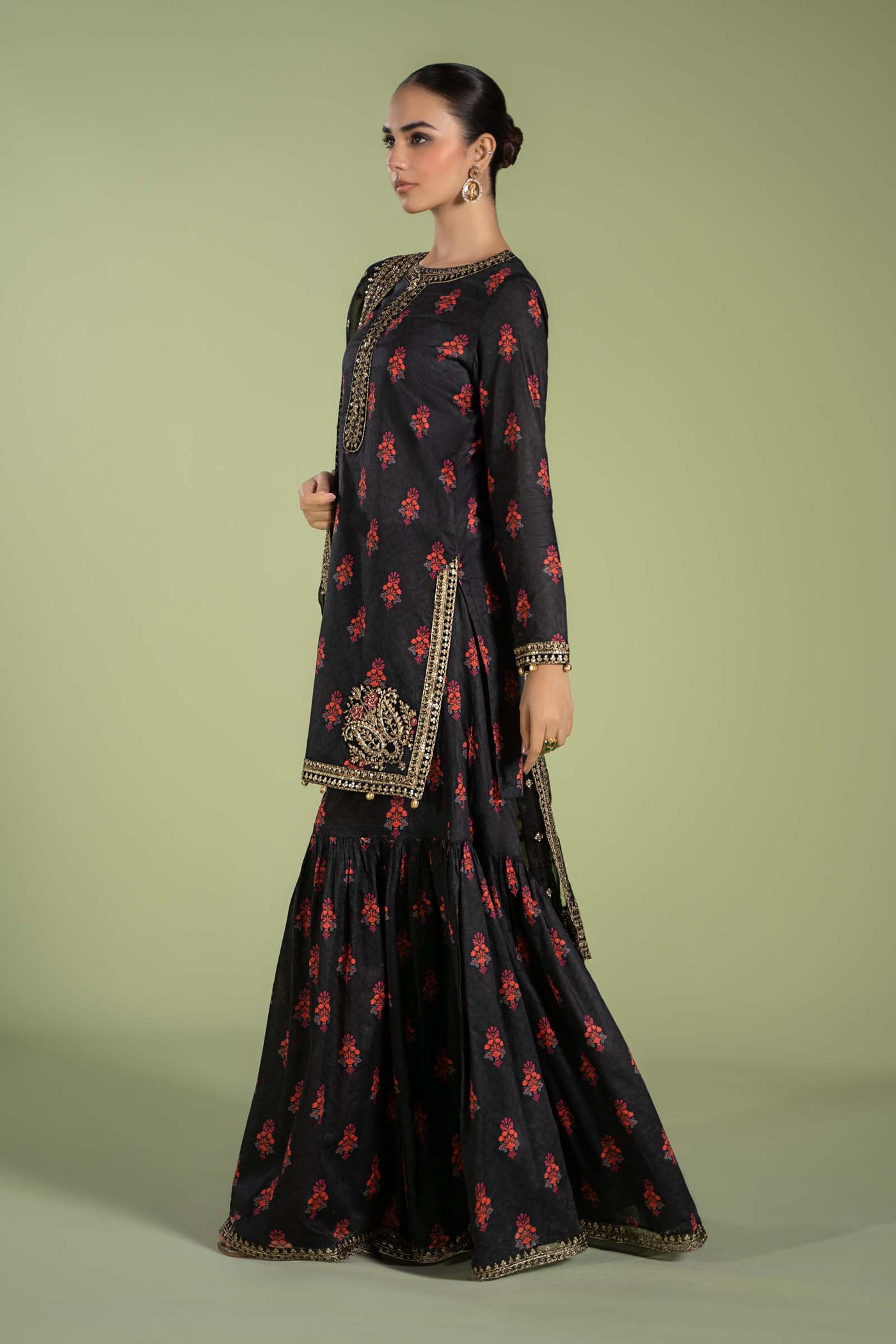 3 Piece Embroidered Lawn Suit