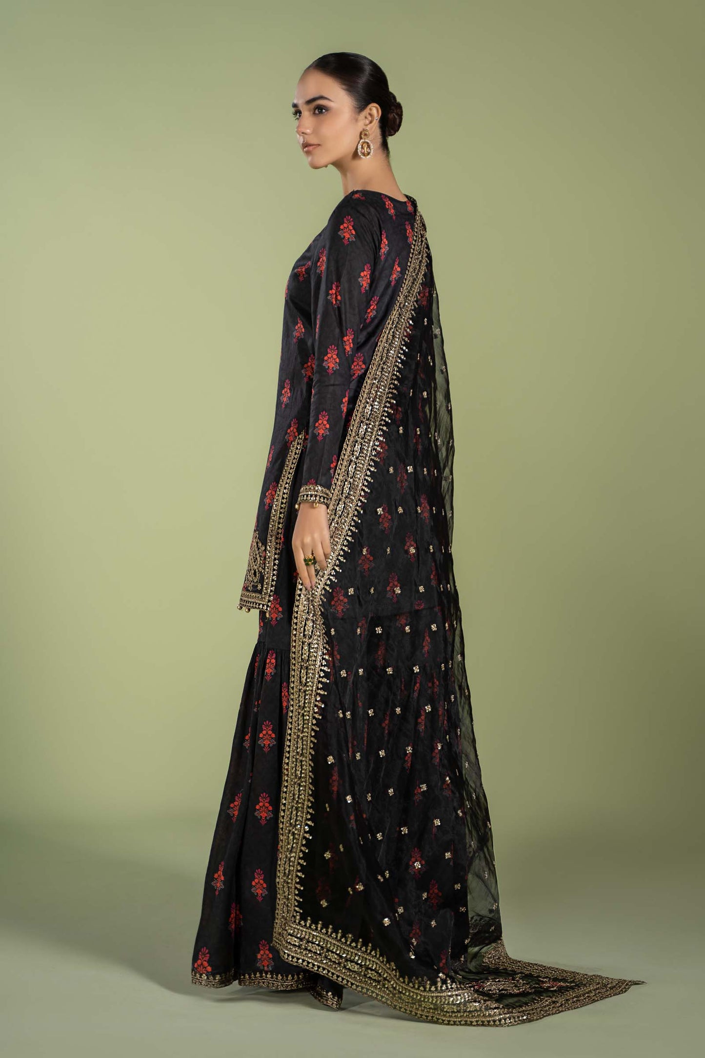 3 Piece Embroidered Lawn Suit