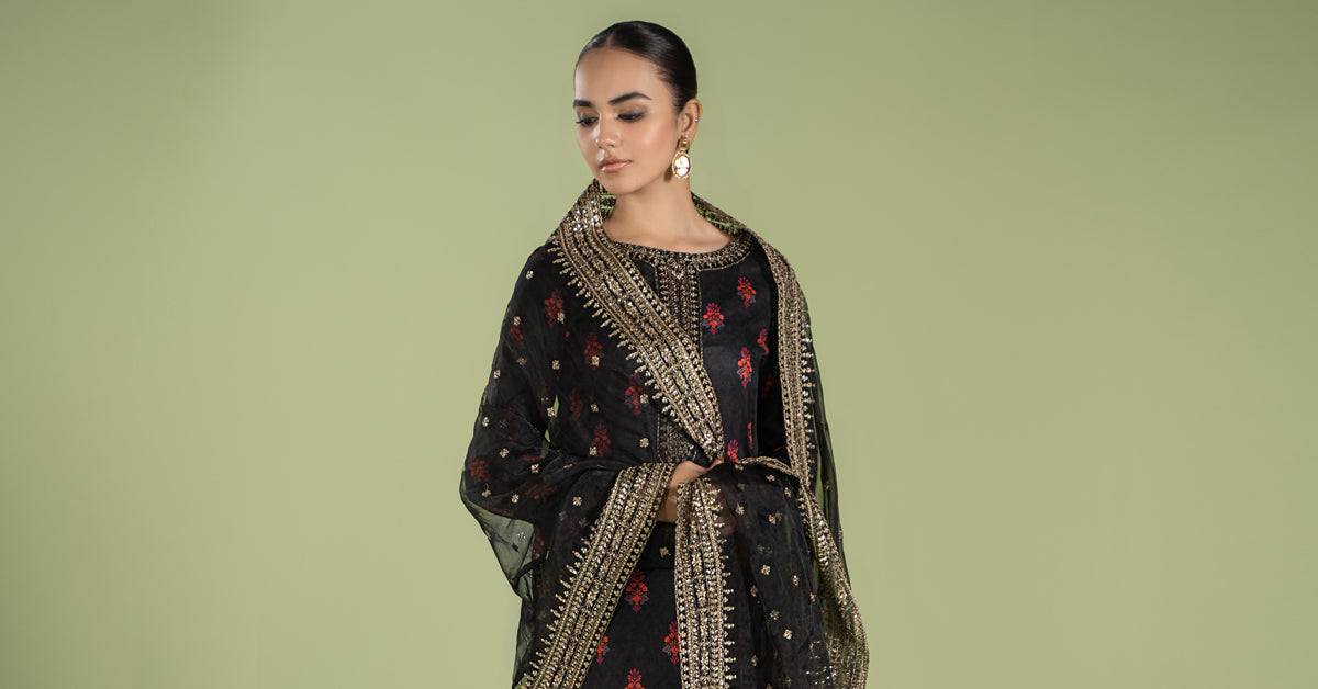 3 Piece Embroidered Lawn Suit