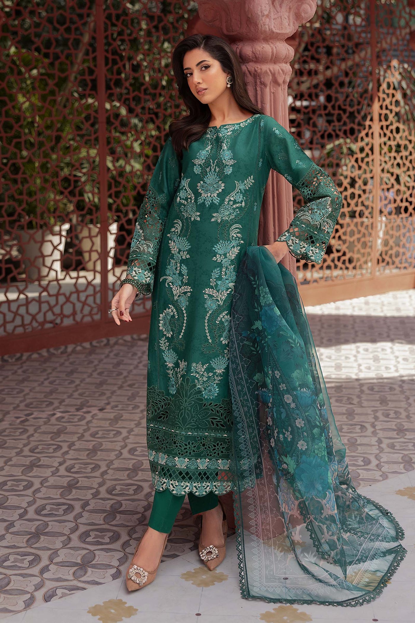 3 Piece Embroidered Self Jacquard Lawn Suit | DW-EF25-47