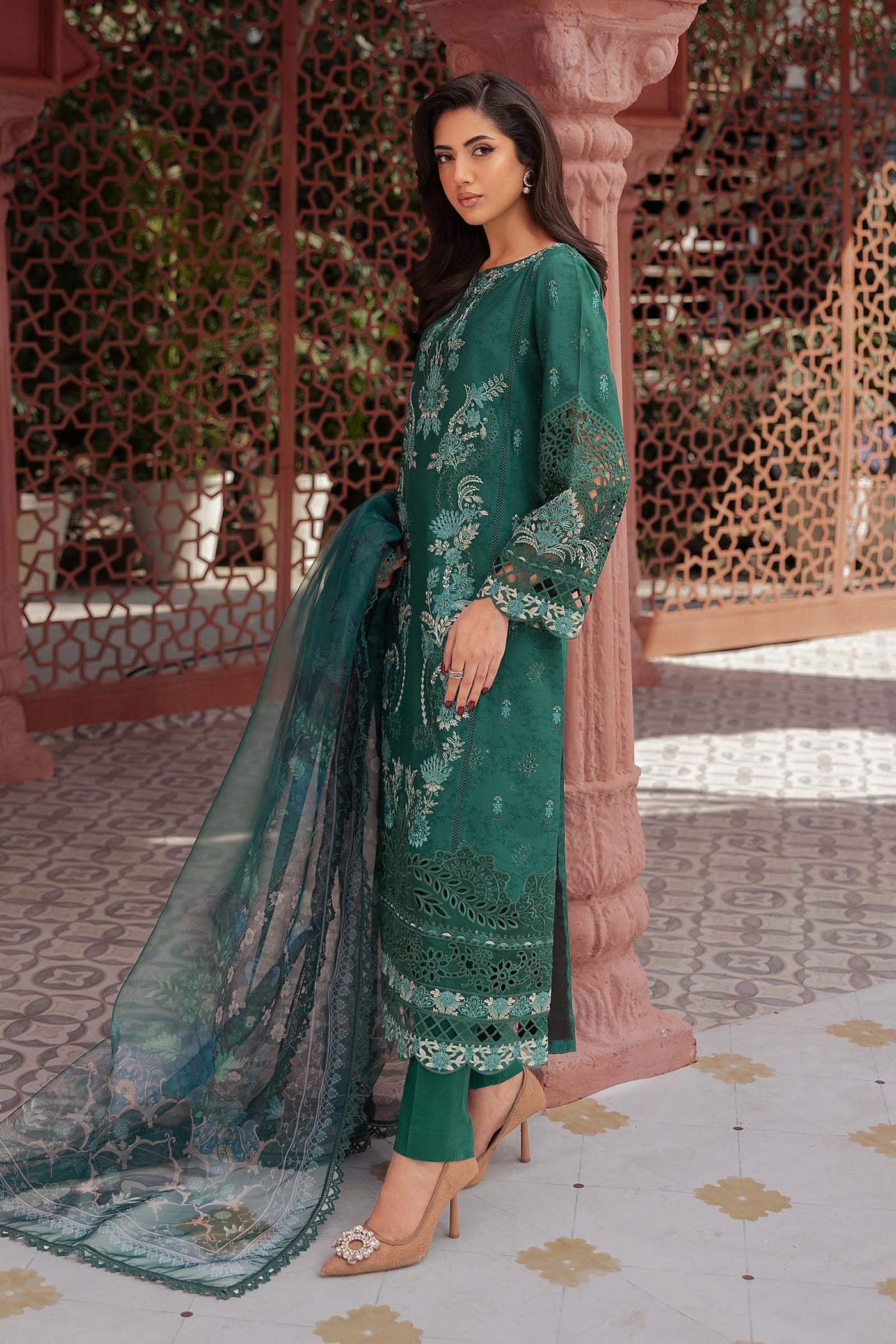 3 Piece Embroidered Self Jacquard Lawn Suit | DW-EF25-47