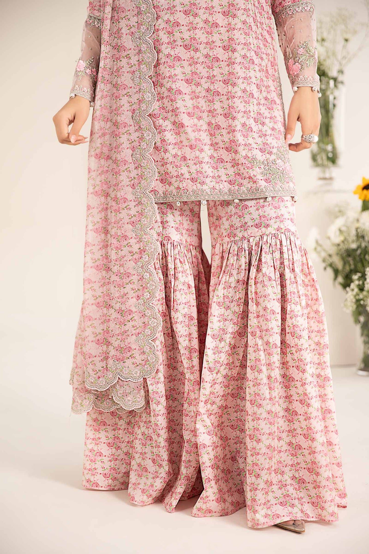 3 Piece Embroidered Lawn Suit