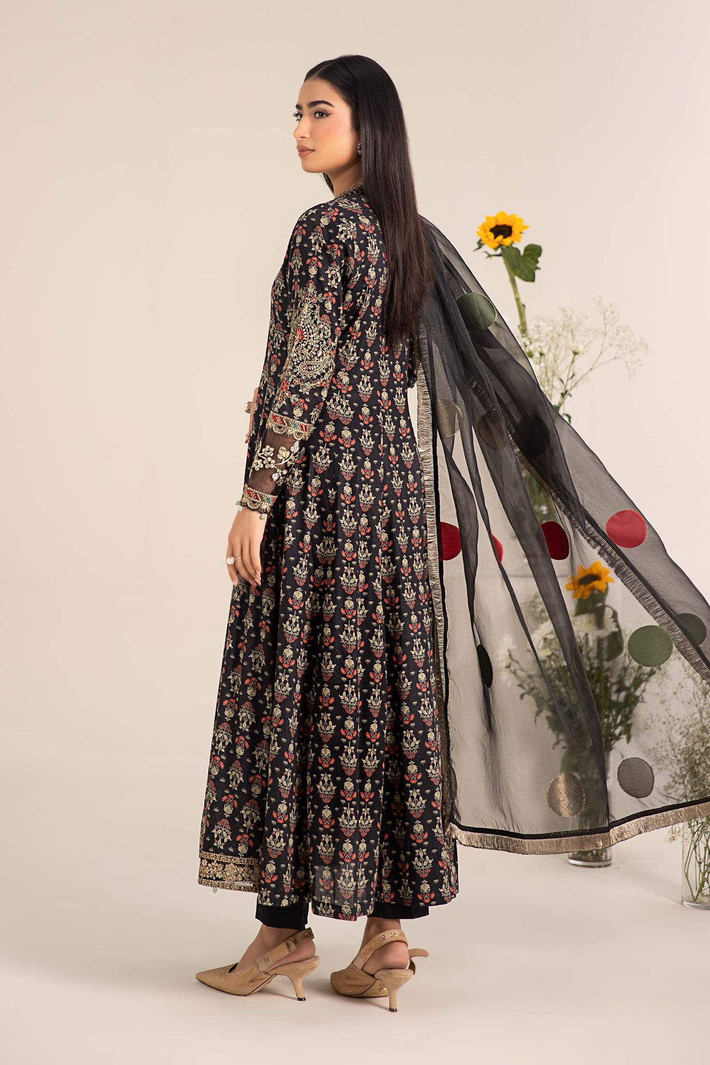 3 Piece Embroidered Lawn Suit