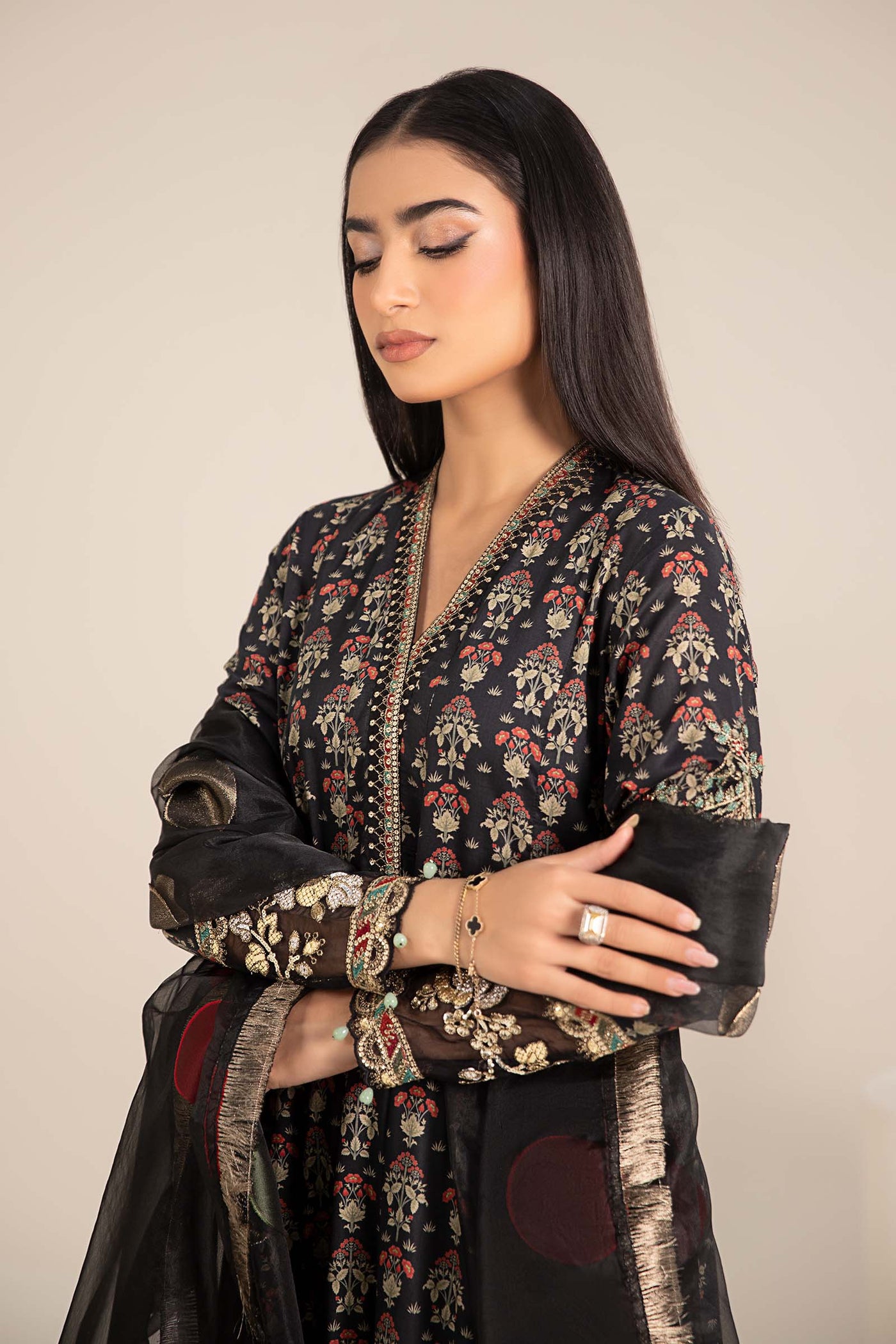 3 Piece Embroidered Lawn Suit