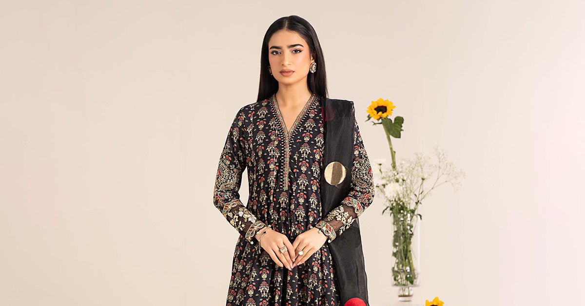 3 Piece Embroidered Lawn Suit