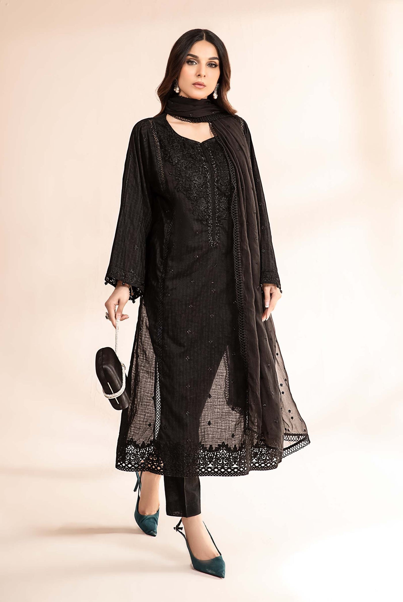 3 Piece Embroidered Lawn Suit