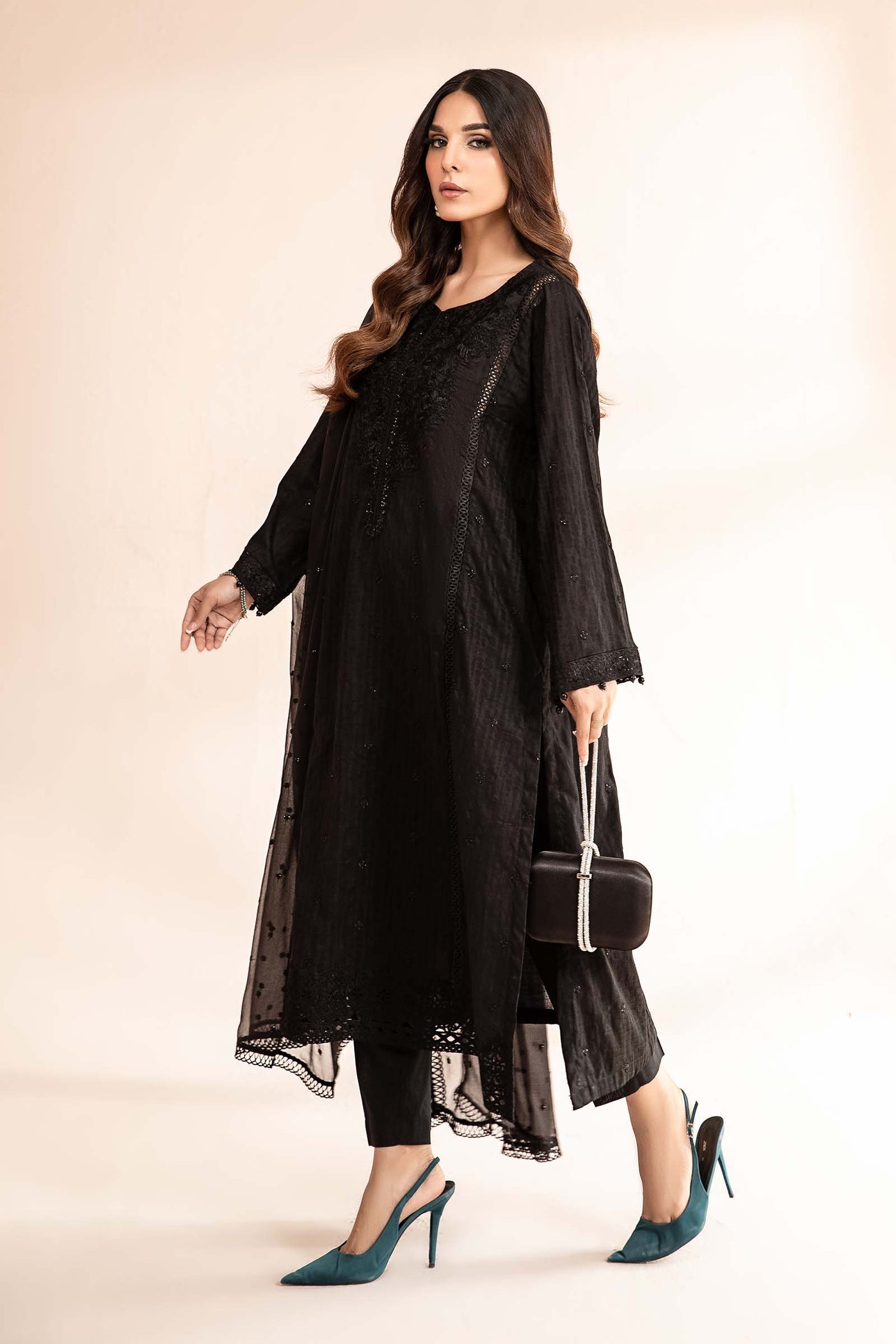 3 Piece Embroidered Lawn Suit