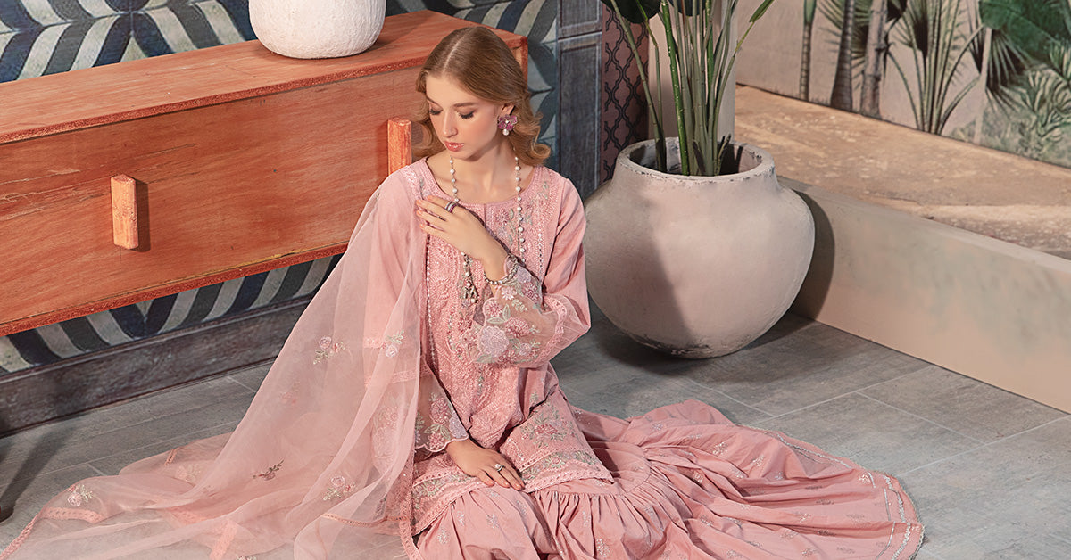 3 Piece Embroidered Cotton Doria Suit