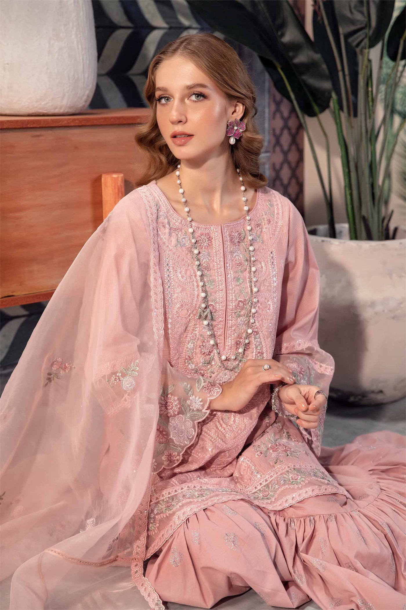 3 Piece Embroidered Cotton Doria Suit
