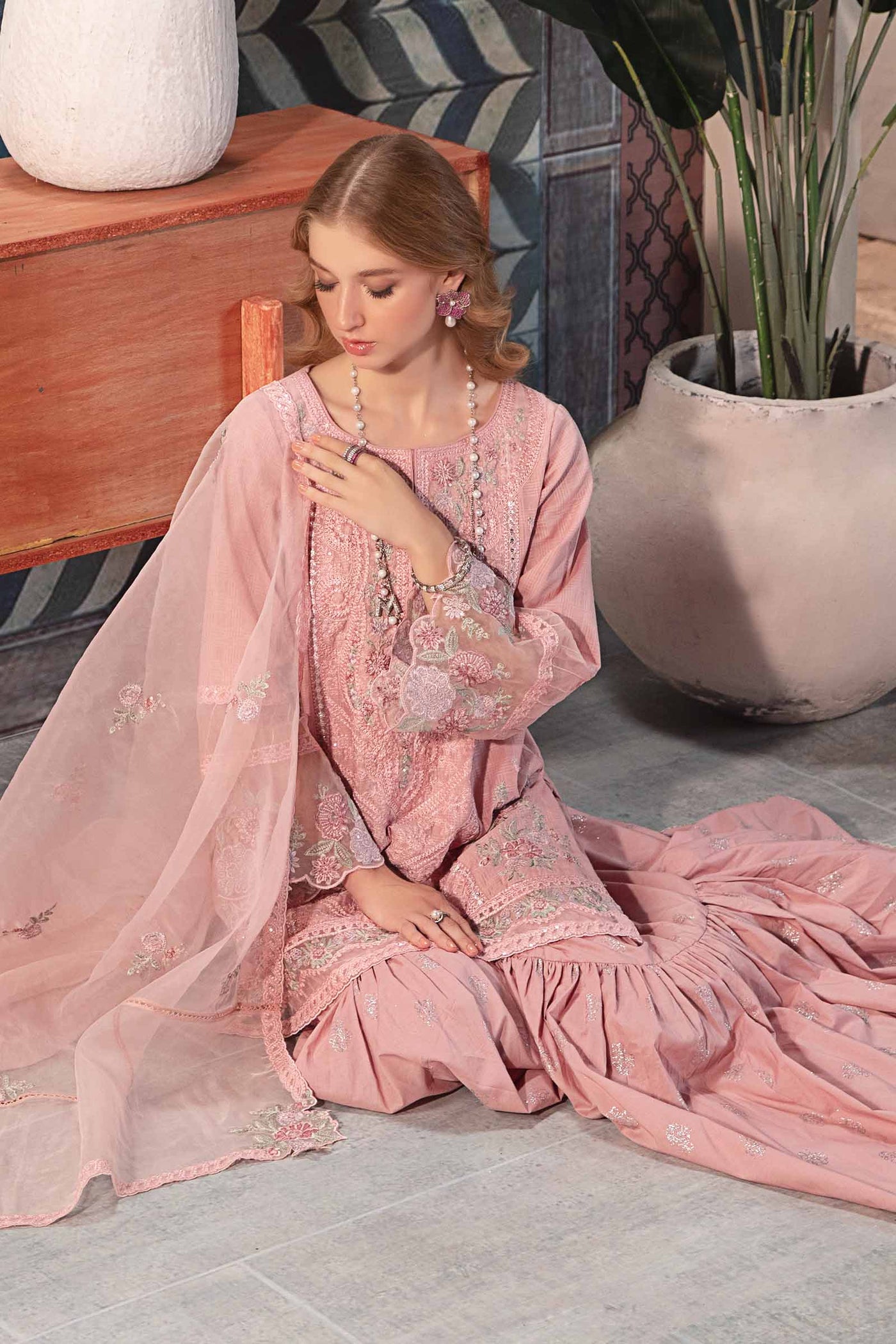 3 Piece Embroidered Cotton Doria Suit