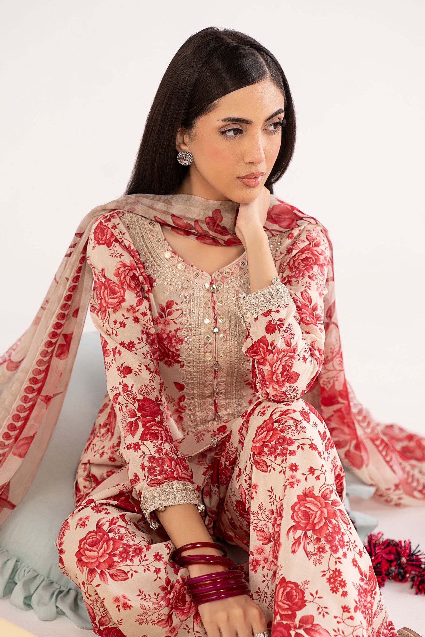3 Piece Embroidered Lawn Suit