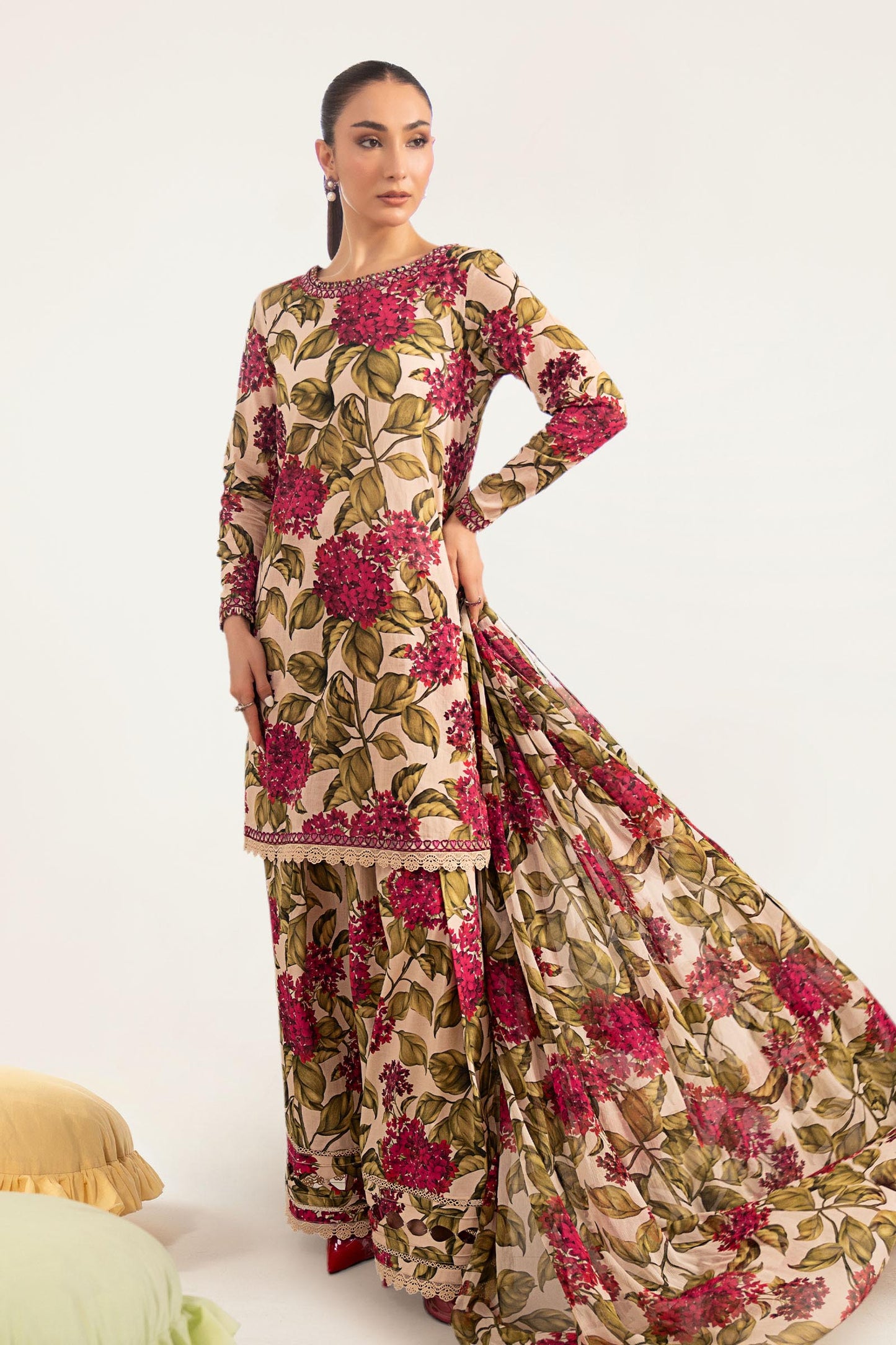 3 Piece Embroidered Lawn Suit