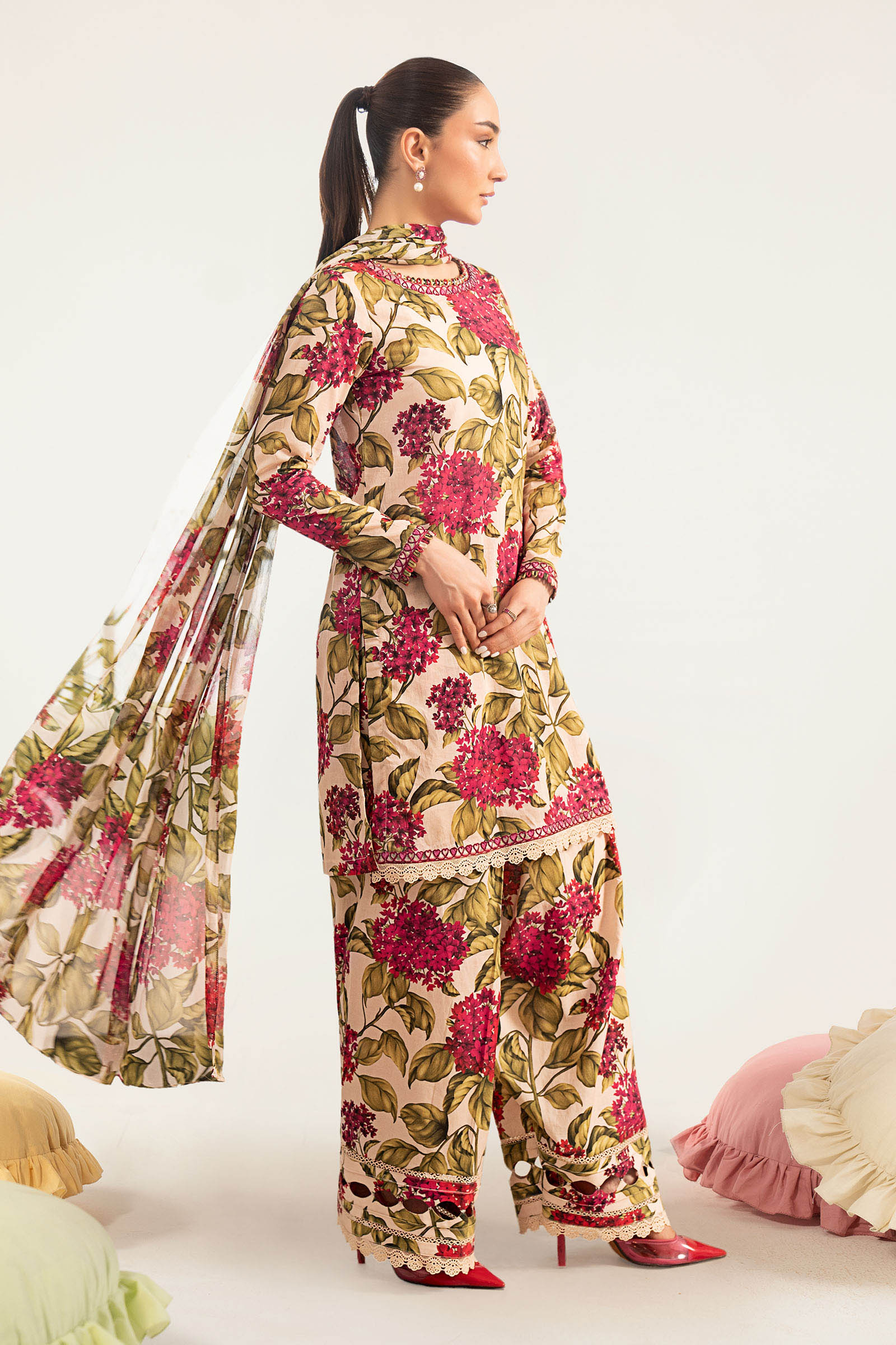 3 Piece Embroidered Lawn Suit