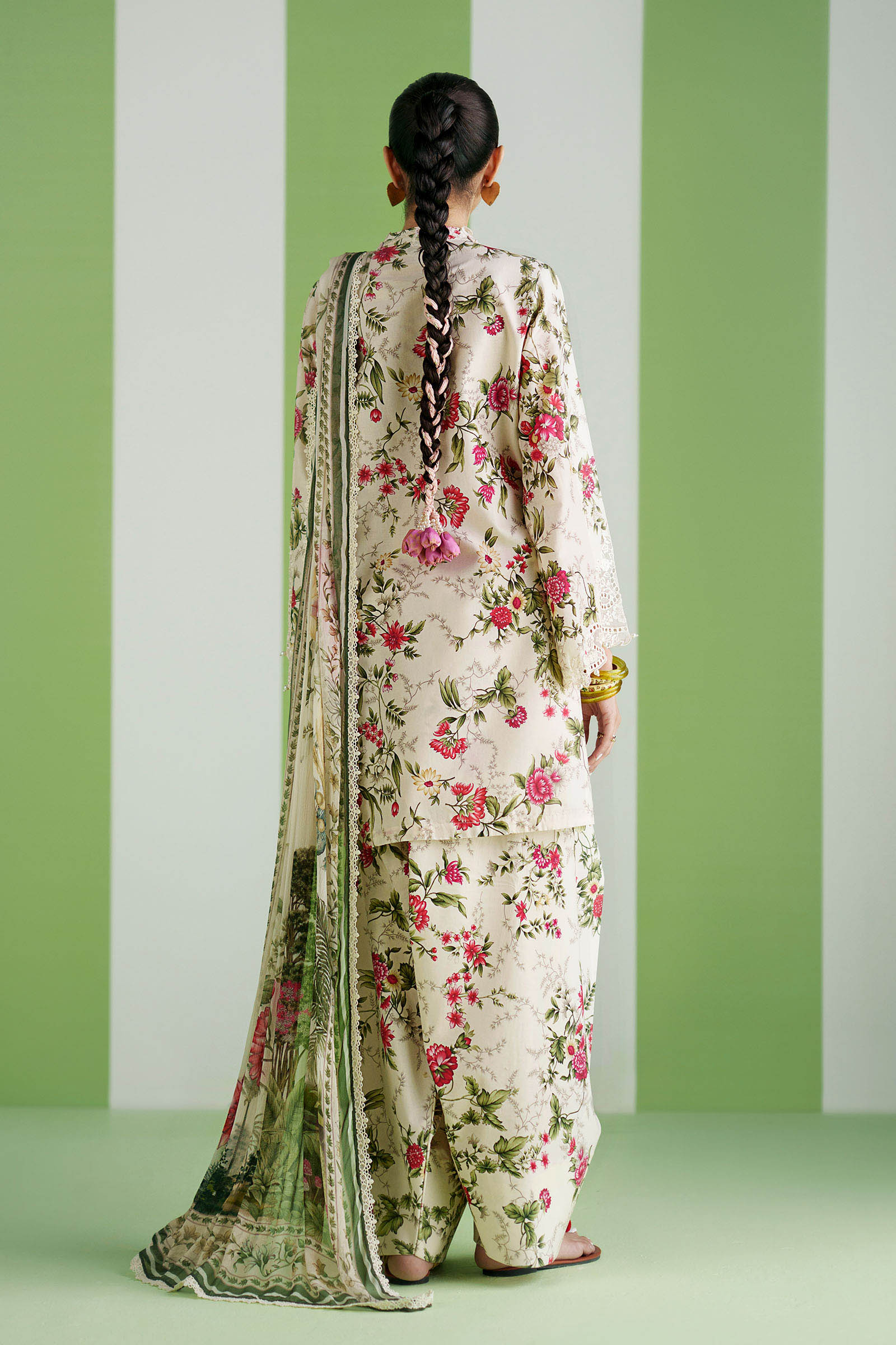 3 Piece Embroidered Lawn Suit