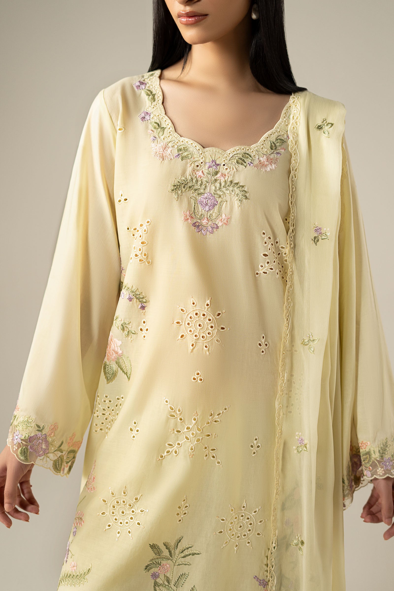 3 Piece Embroidered Lawn Suit