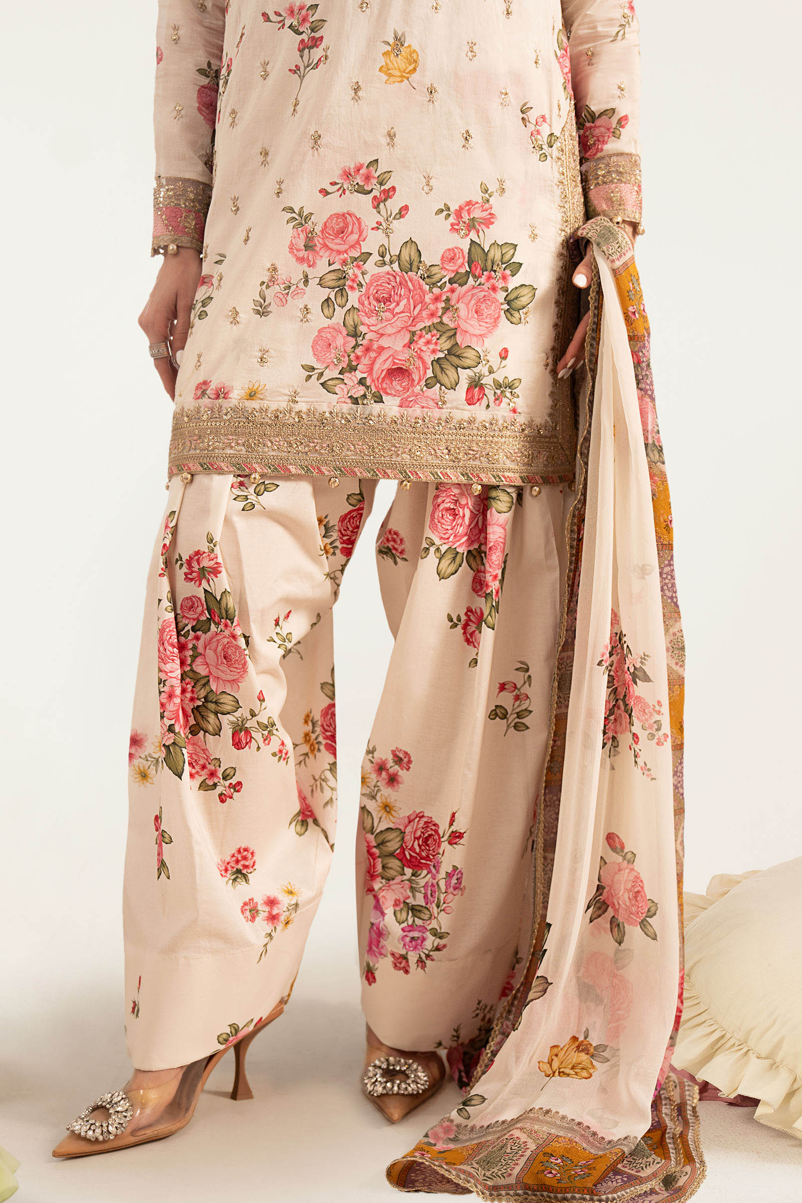 3 Piece Embroidered Lawn Suit
