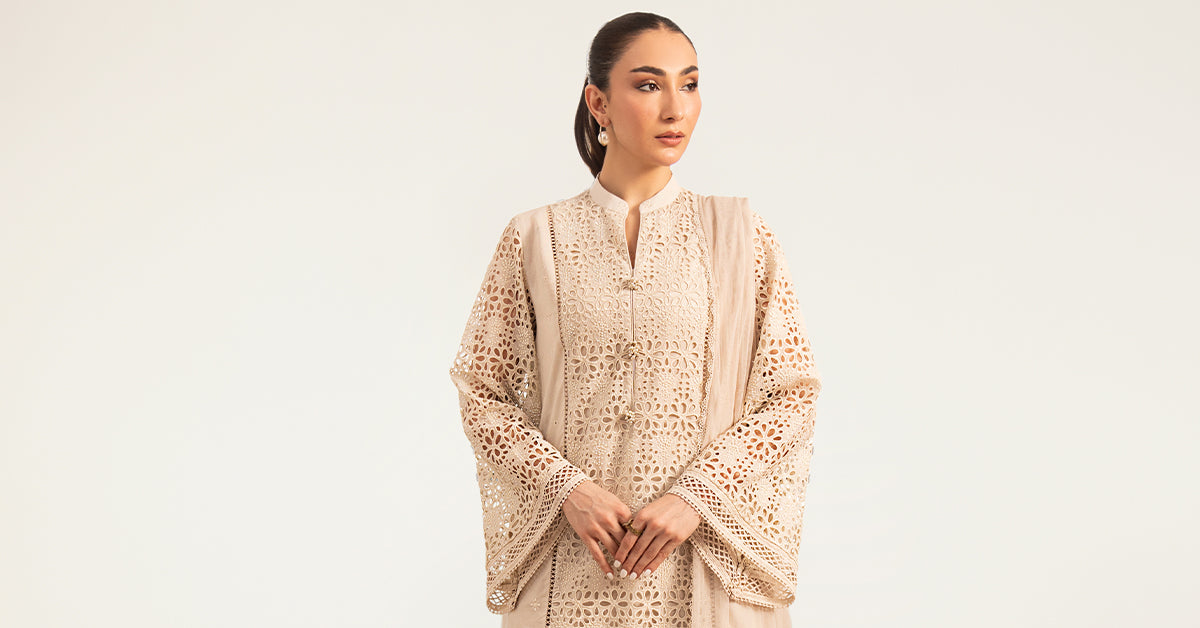 3 Piece Embroidered Lawn Suit