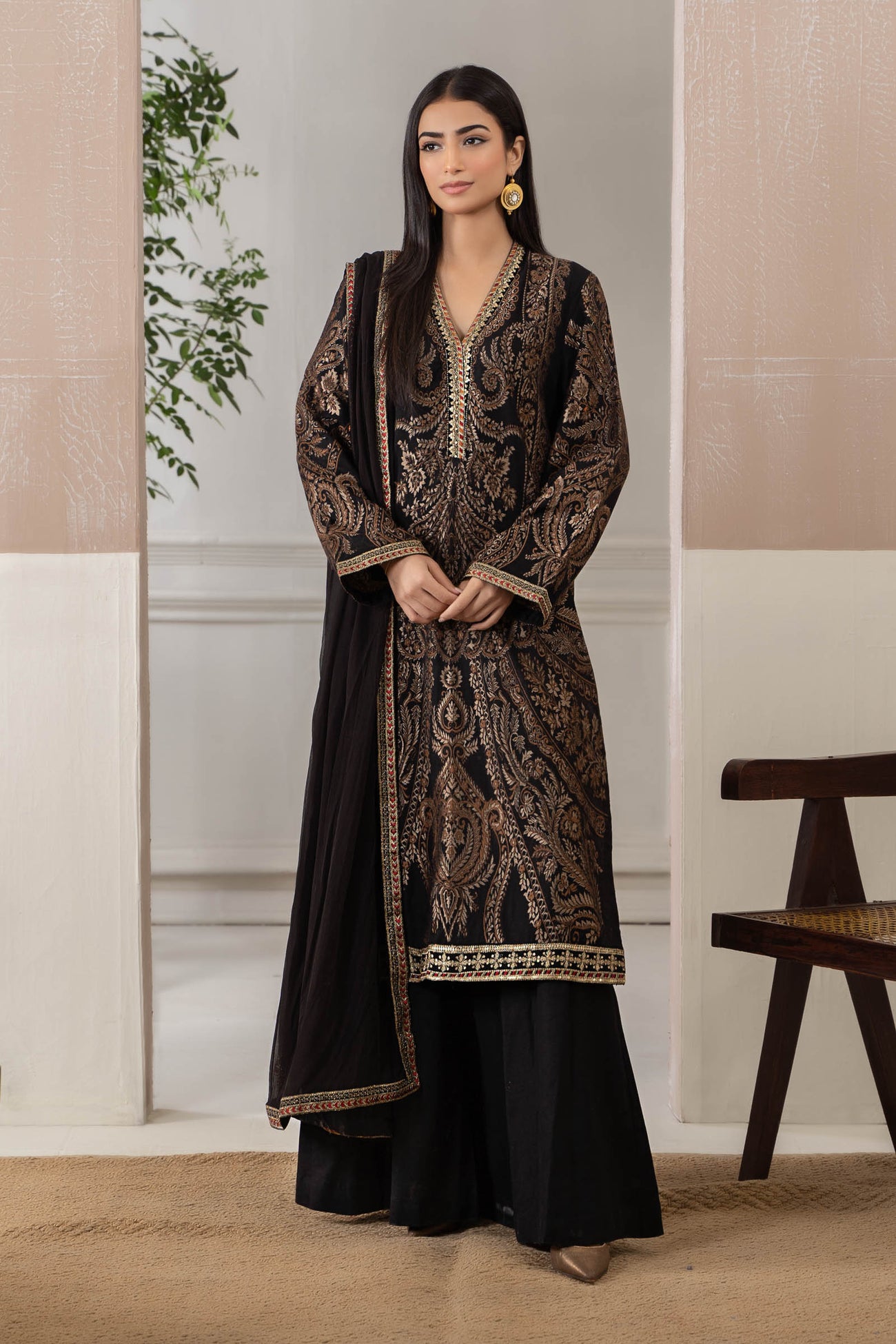 Suit Black DW-W23-105