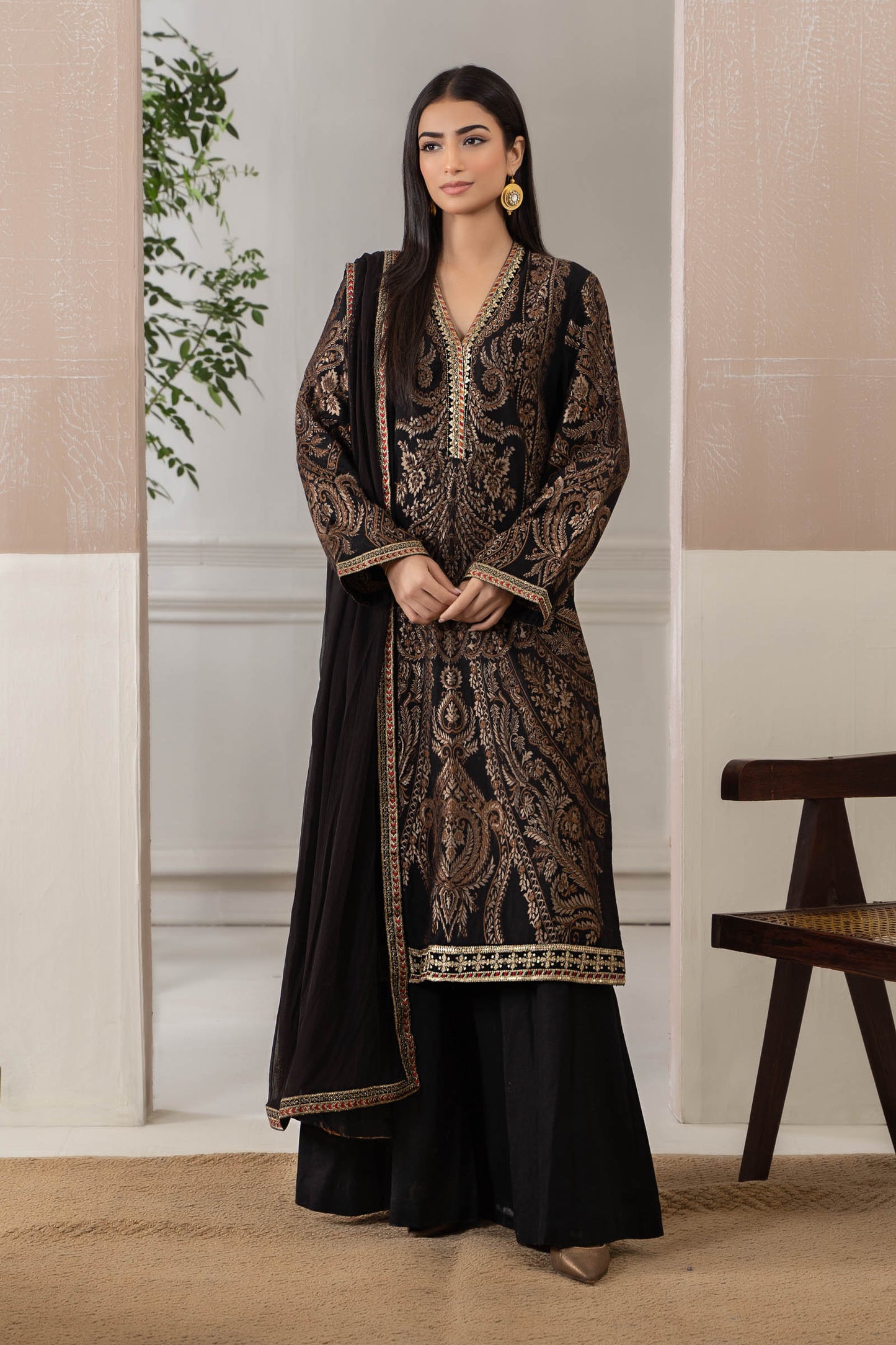 Suit Black DW-W23-105