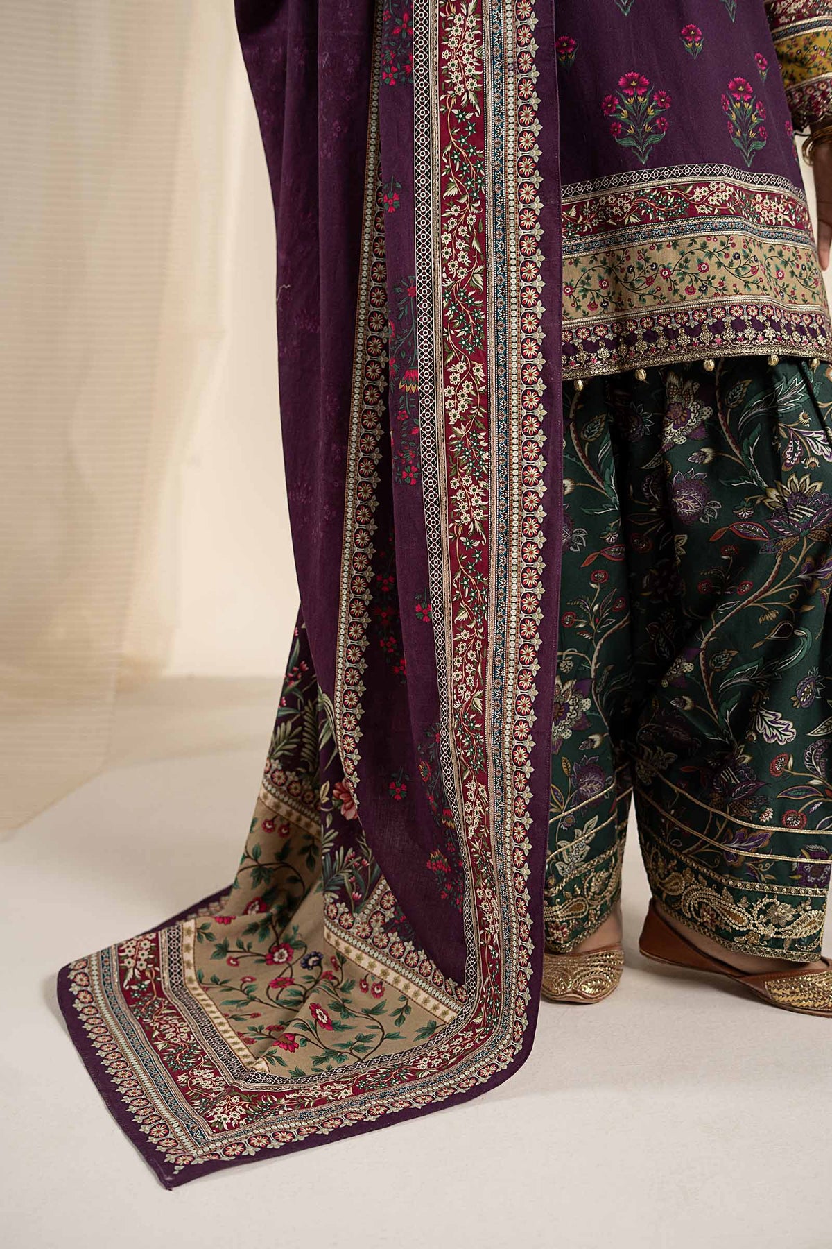 3 Piece Embroidered Khaddar Suit