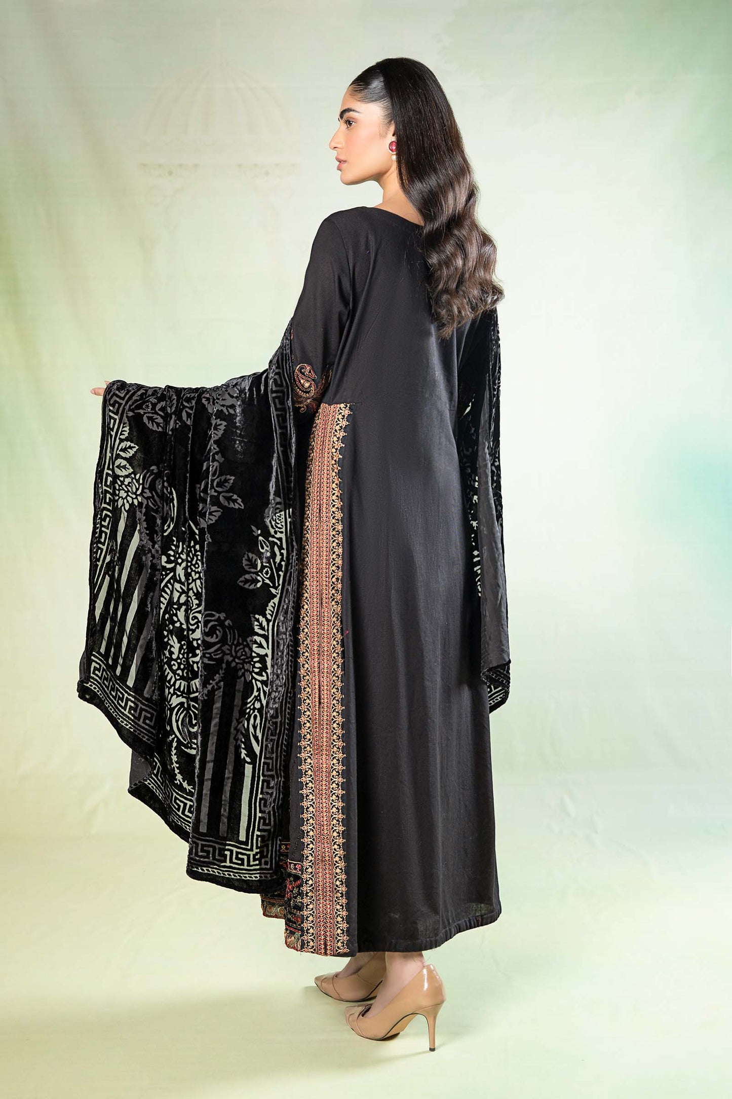 3 Piece Embroidered Khaddar Suit