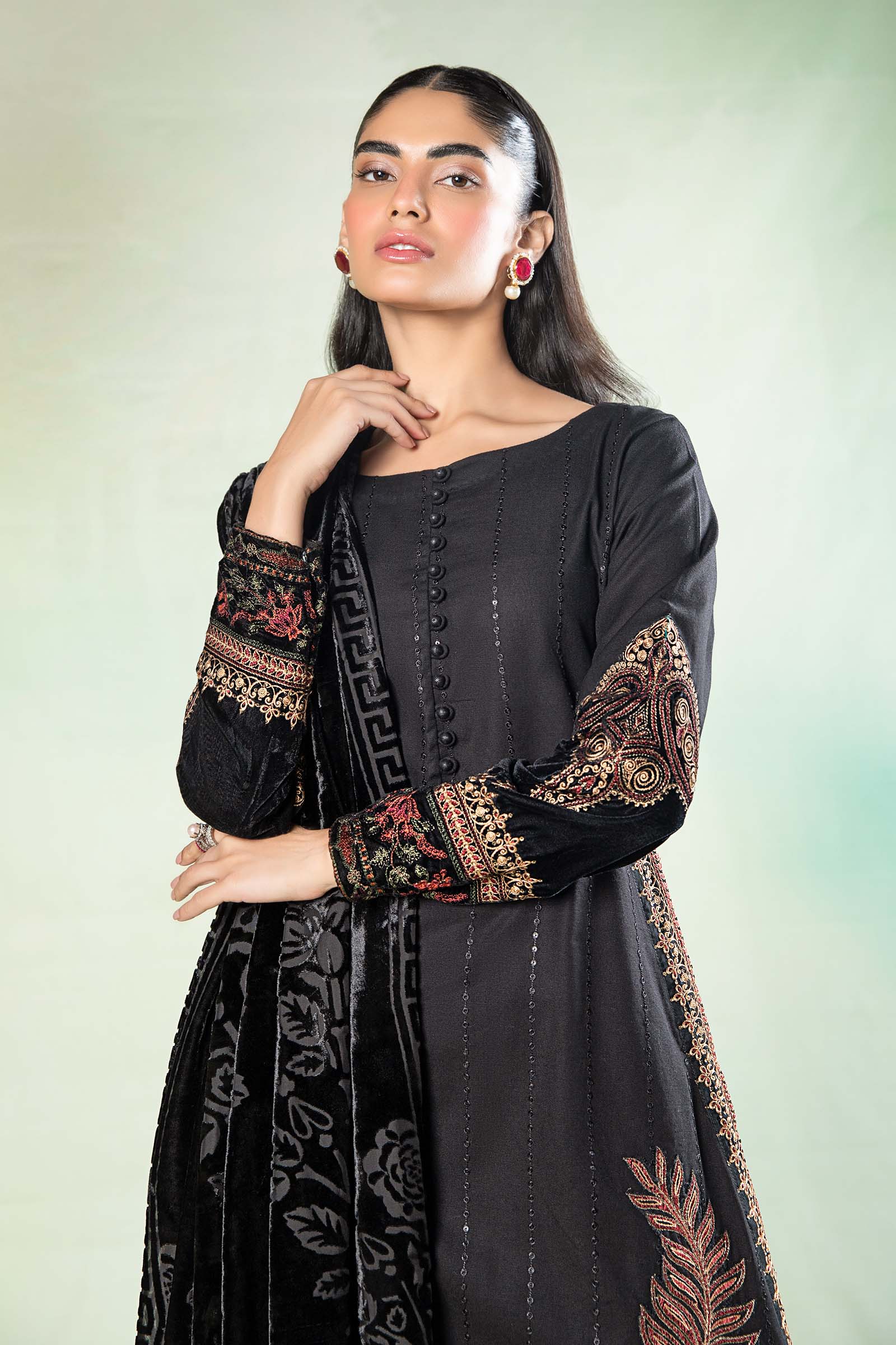 3 Piece Embroidered Khaddar Suit