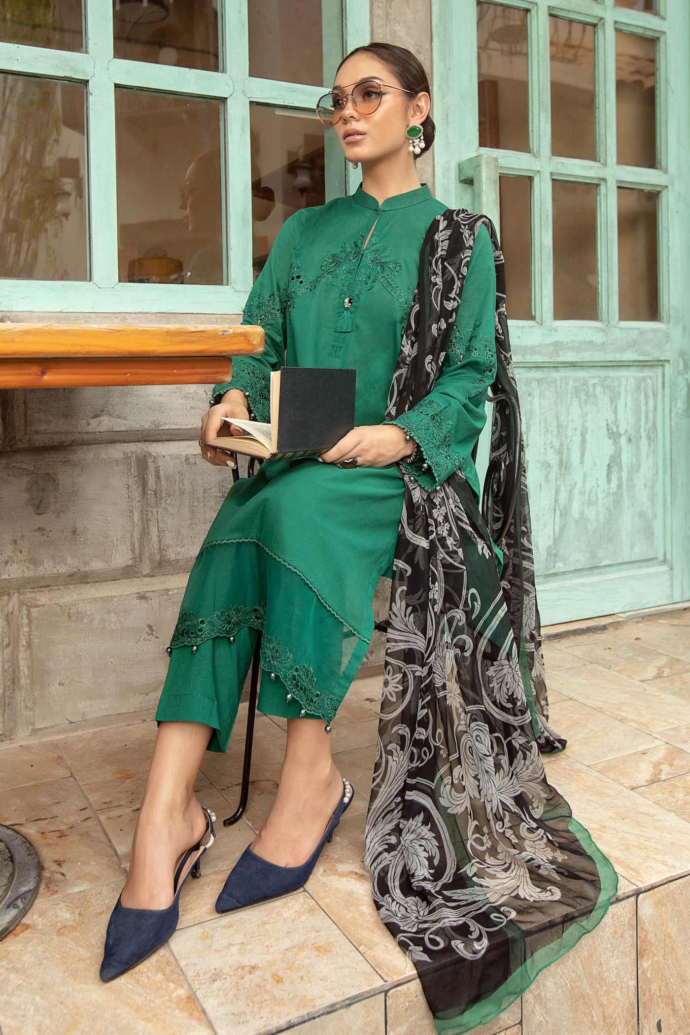 3 Piece Embroidered Lawn Suit