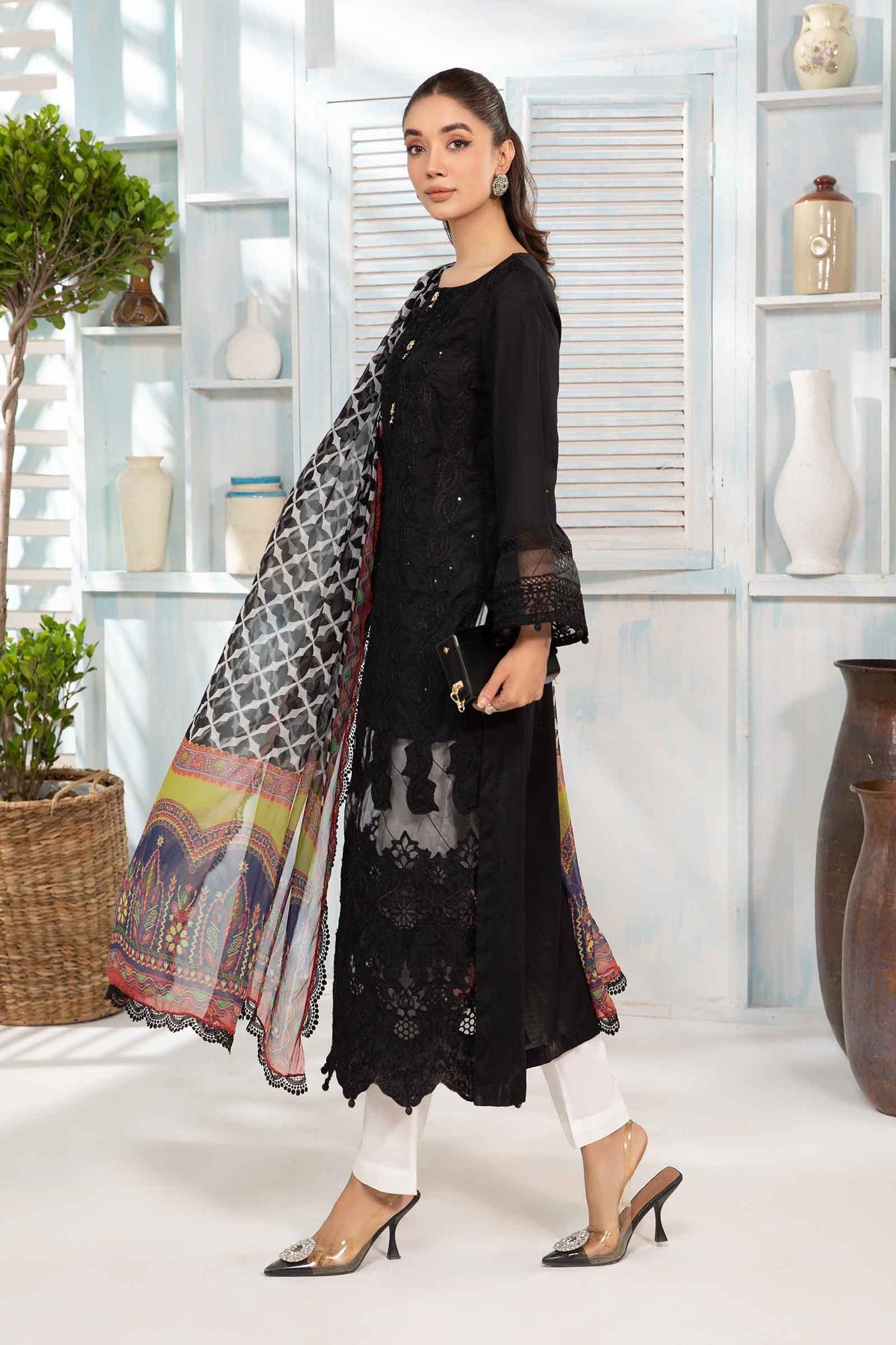 3 Piece Embroidered Lawn Suit | DW-EA24-04