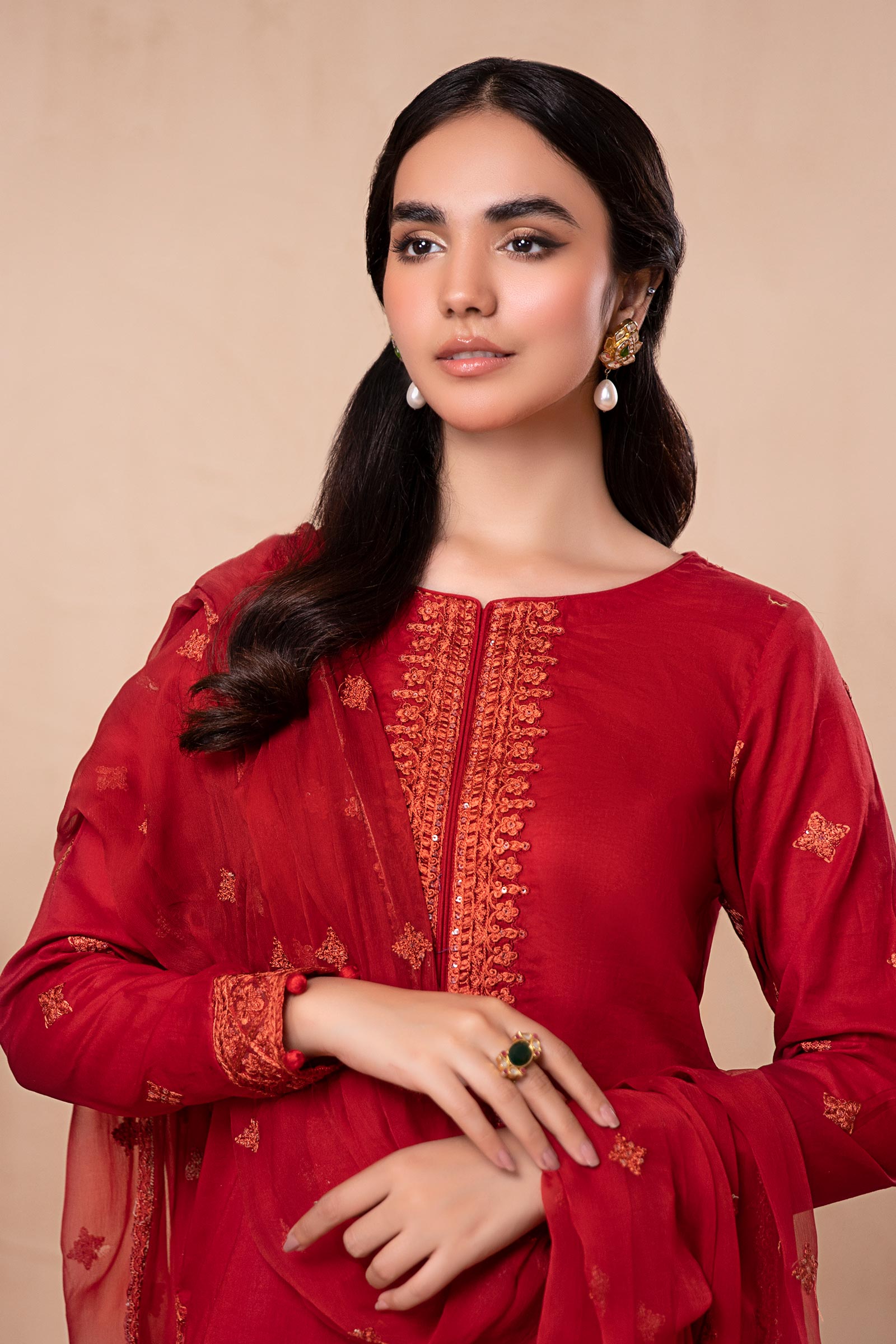 3 Piece Embroidered Lawn Suit