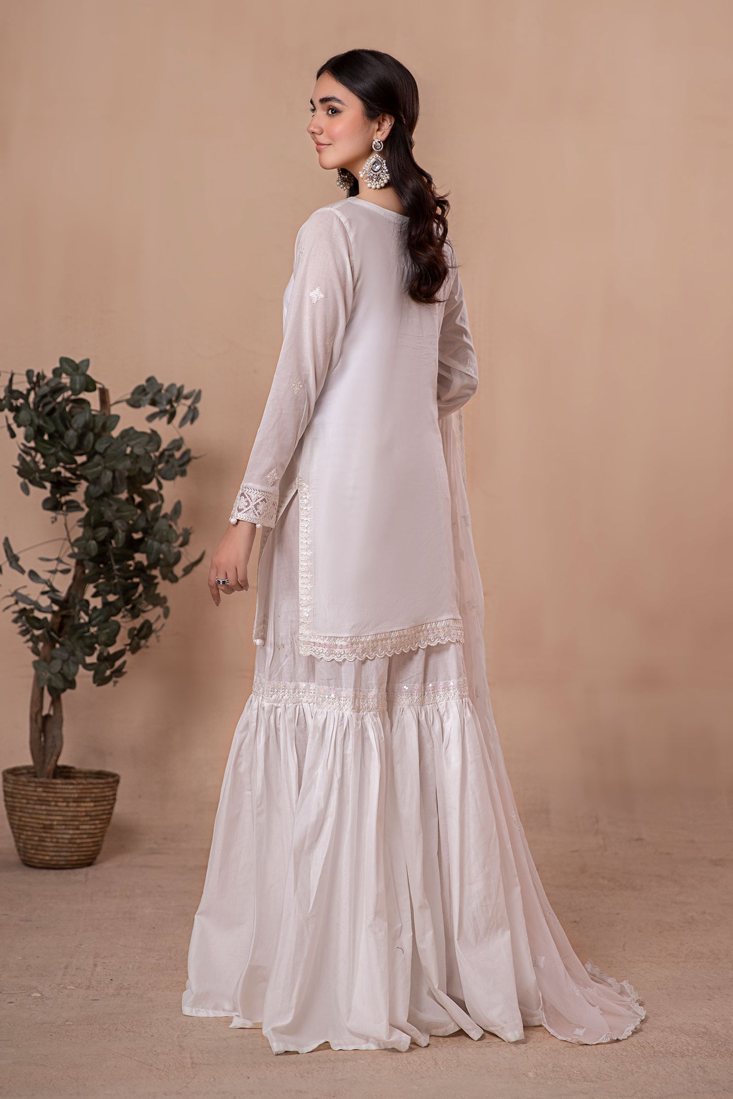 3 Piece Embroidered Lawn Suit