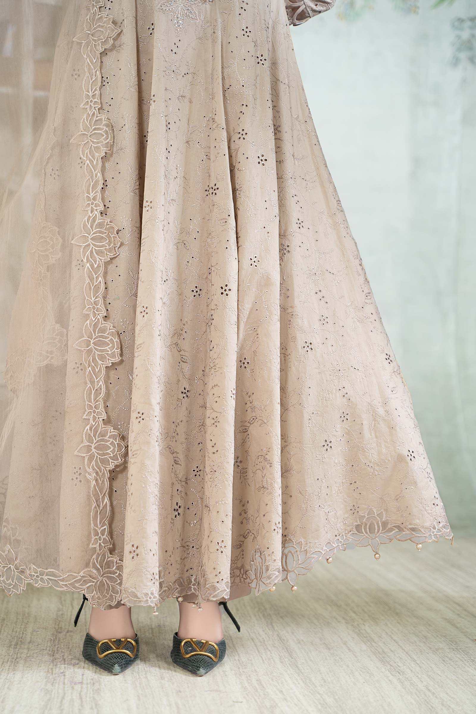 3 Piece Embroidered Lawn Suit