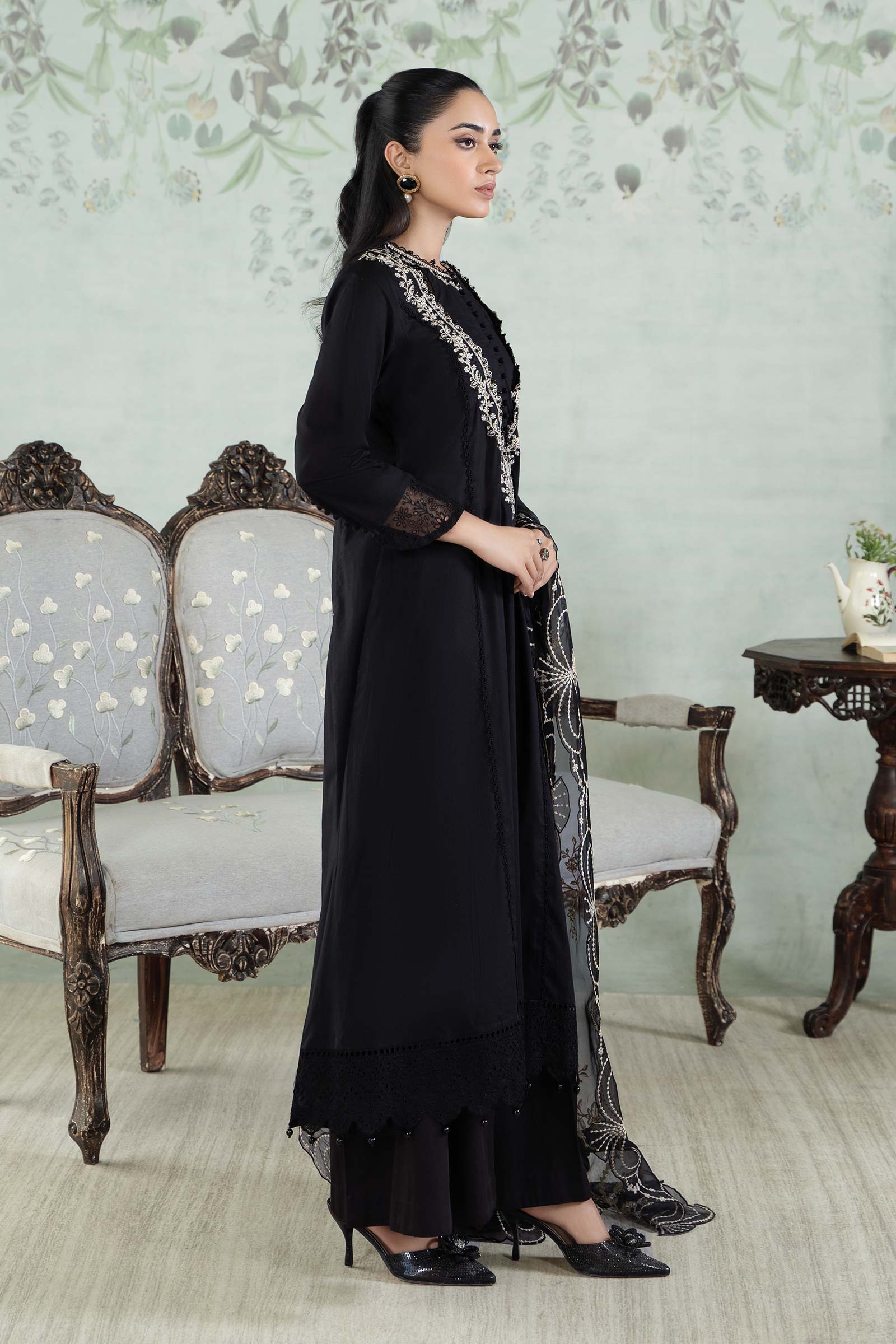 3 Piece Dyed Lawn Suit