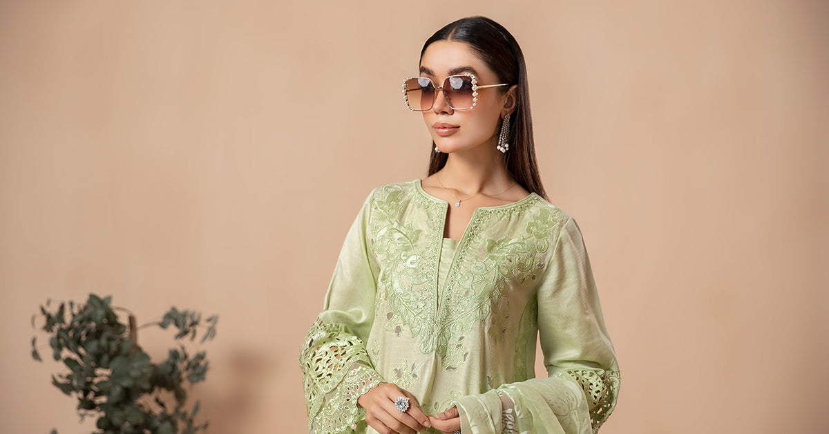3 Piece Embroidered Lawn Suit