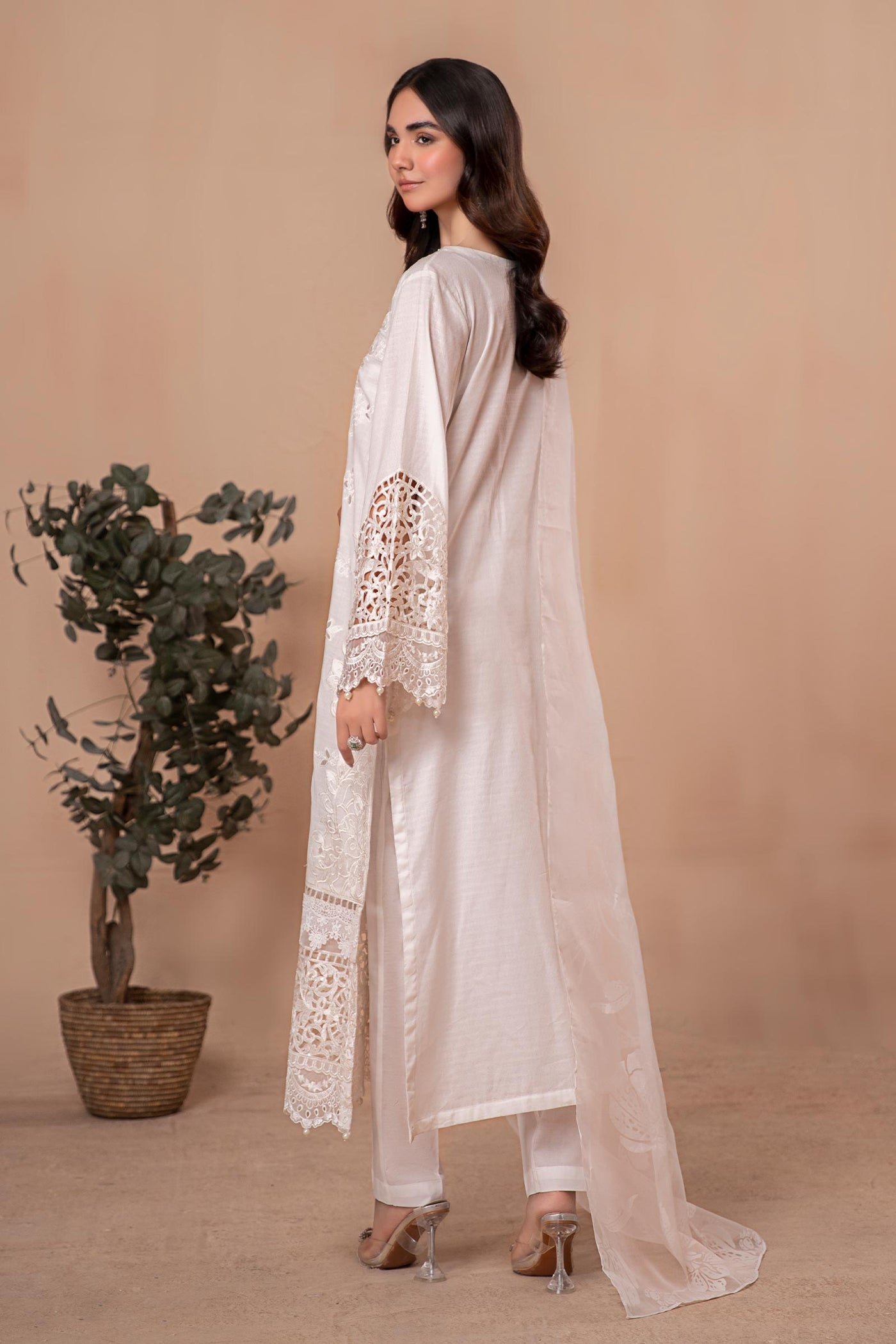 3 Piece Embroidered Lawn Suit