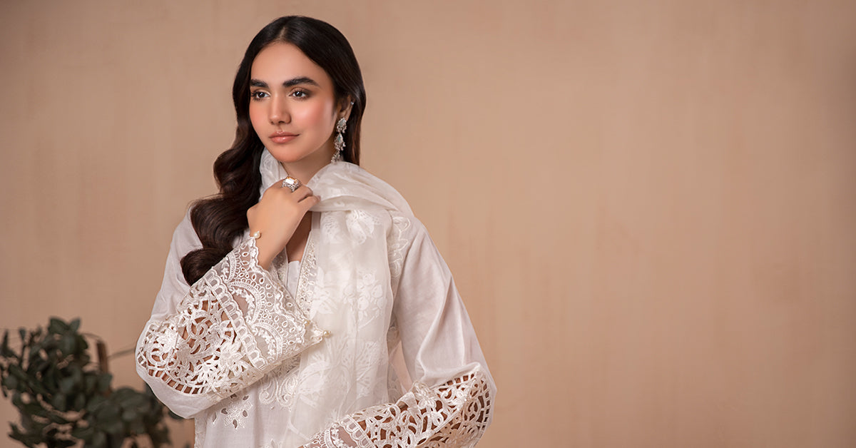 3 Piece Embroidered Lawn Suit