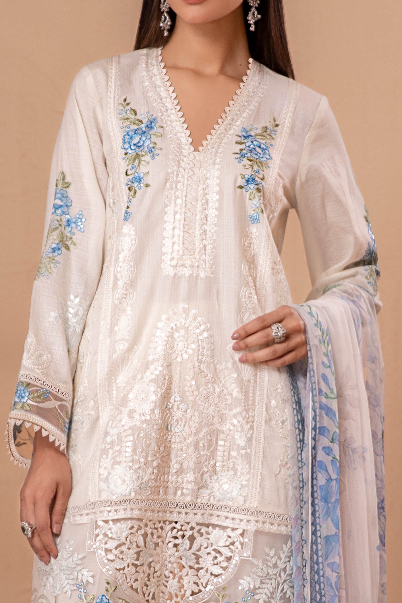 3 Piece Embroidered Lawn Suit