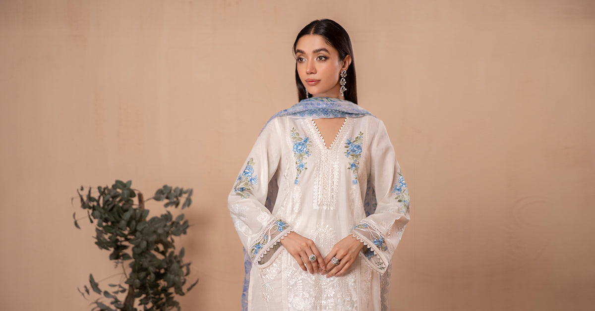 3 Piece Embroidered Lawn Suit