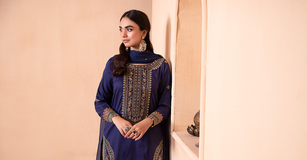 3 Piece Dyed Lawn Suit