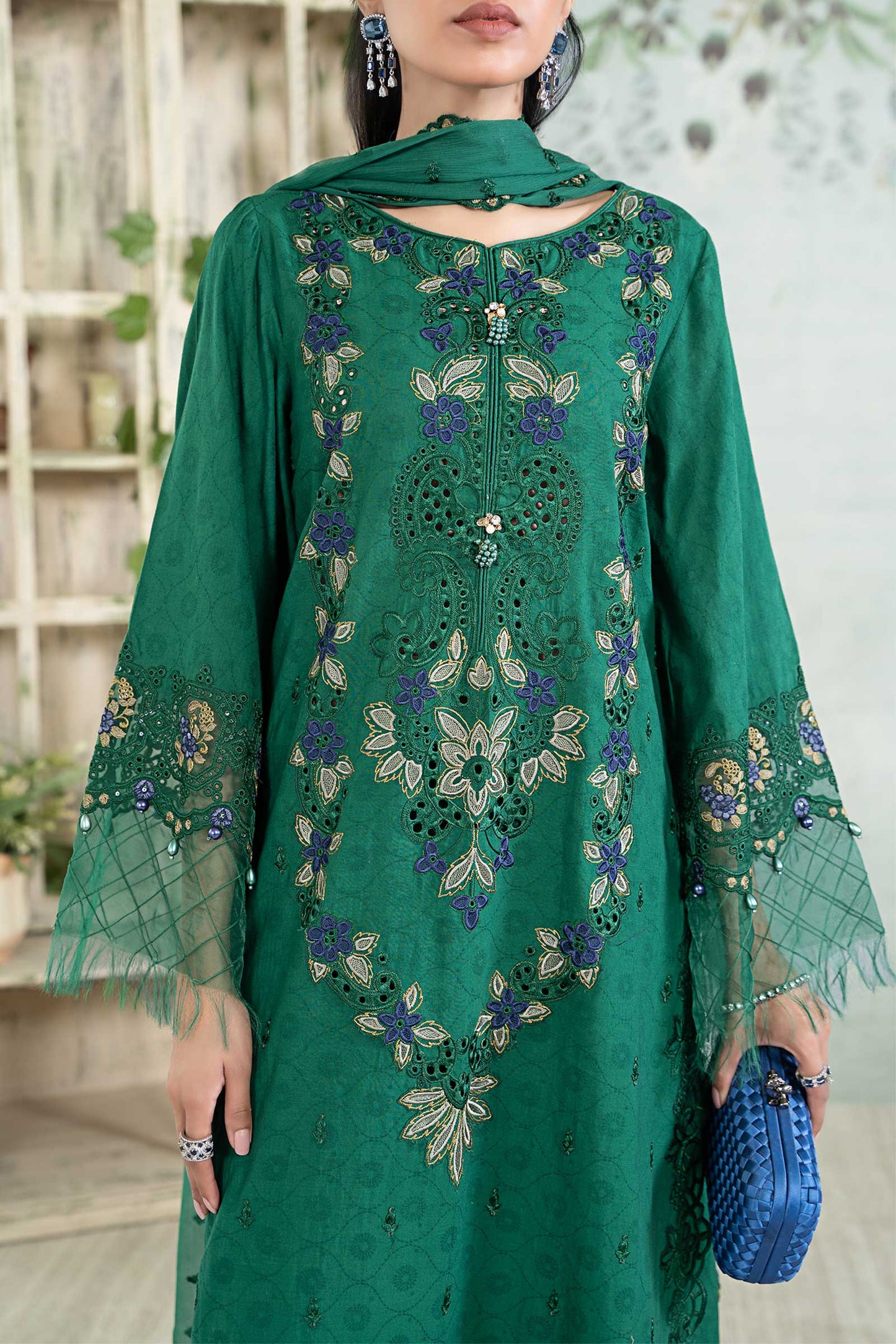 3 Piece Embroidered Jacquard Lawn Suit