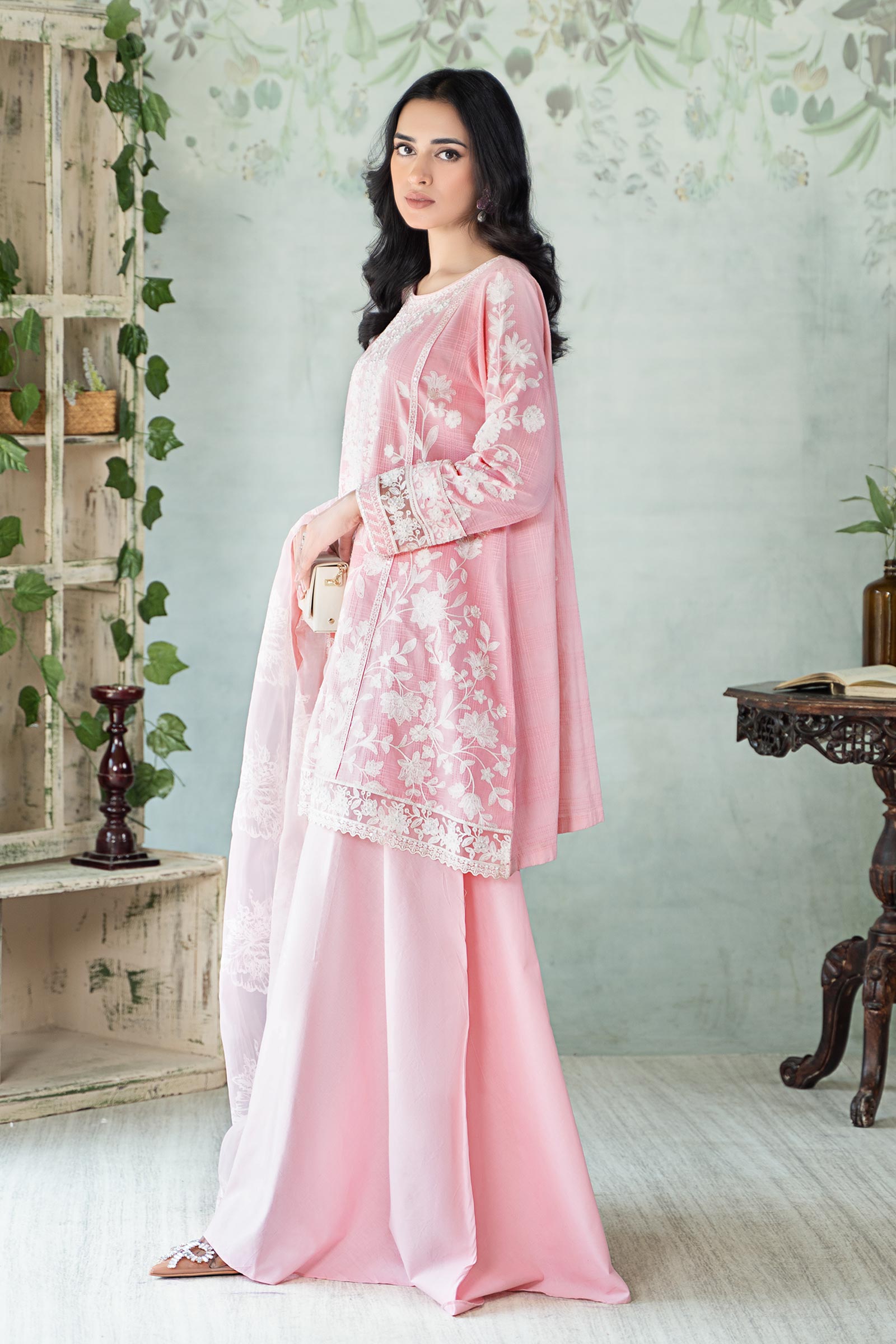 3 Piece Embroidered Cotton Doria Suit