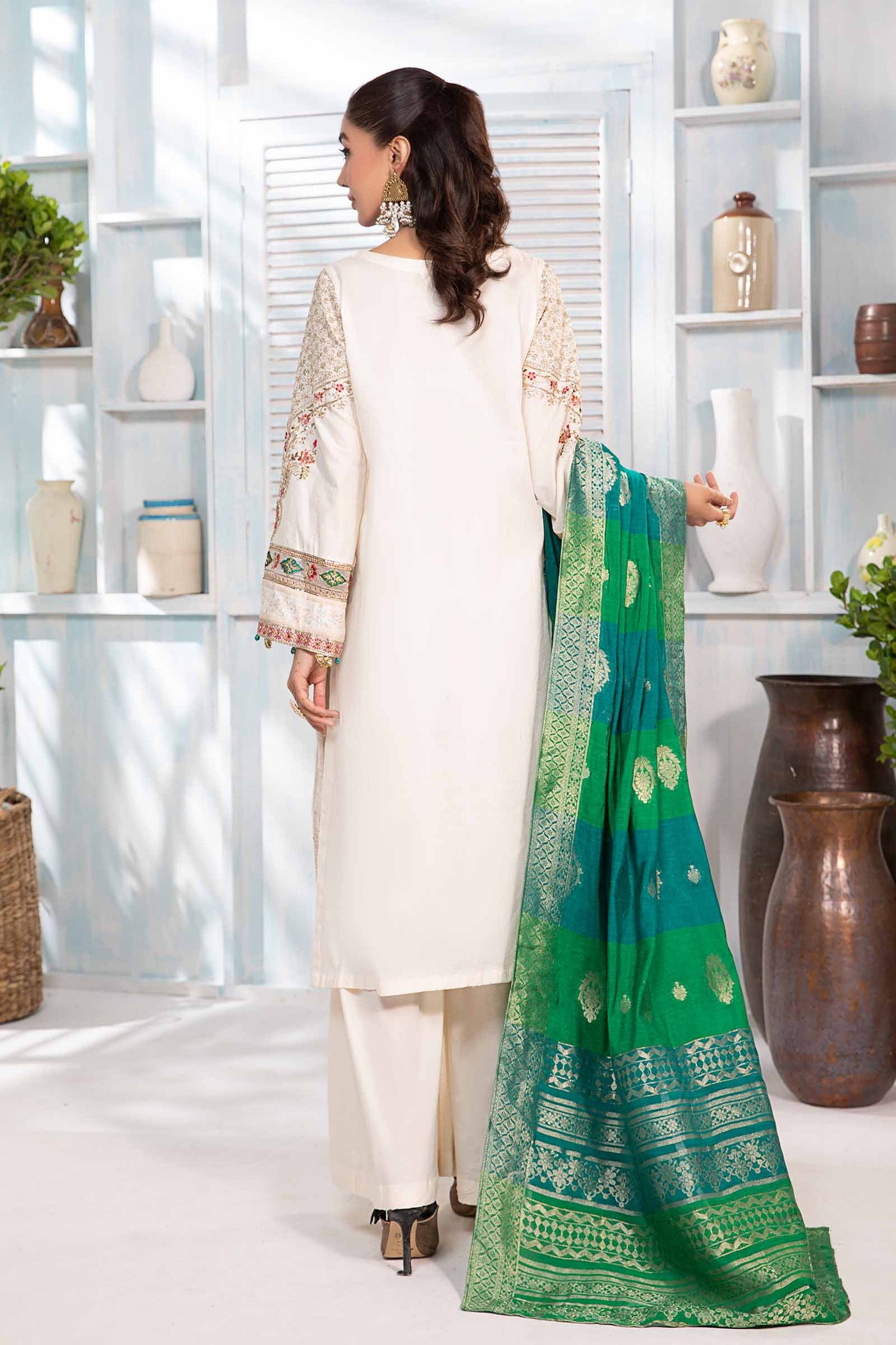3 Piece Dyed Jacquard Broshia Suit